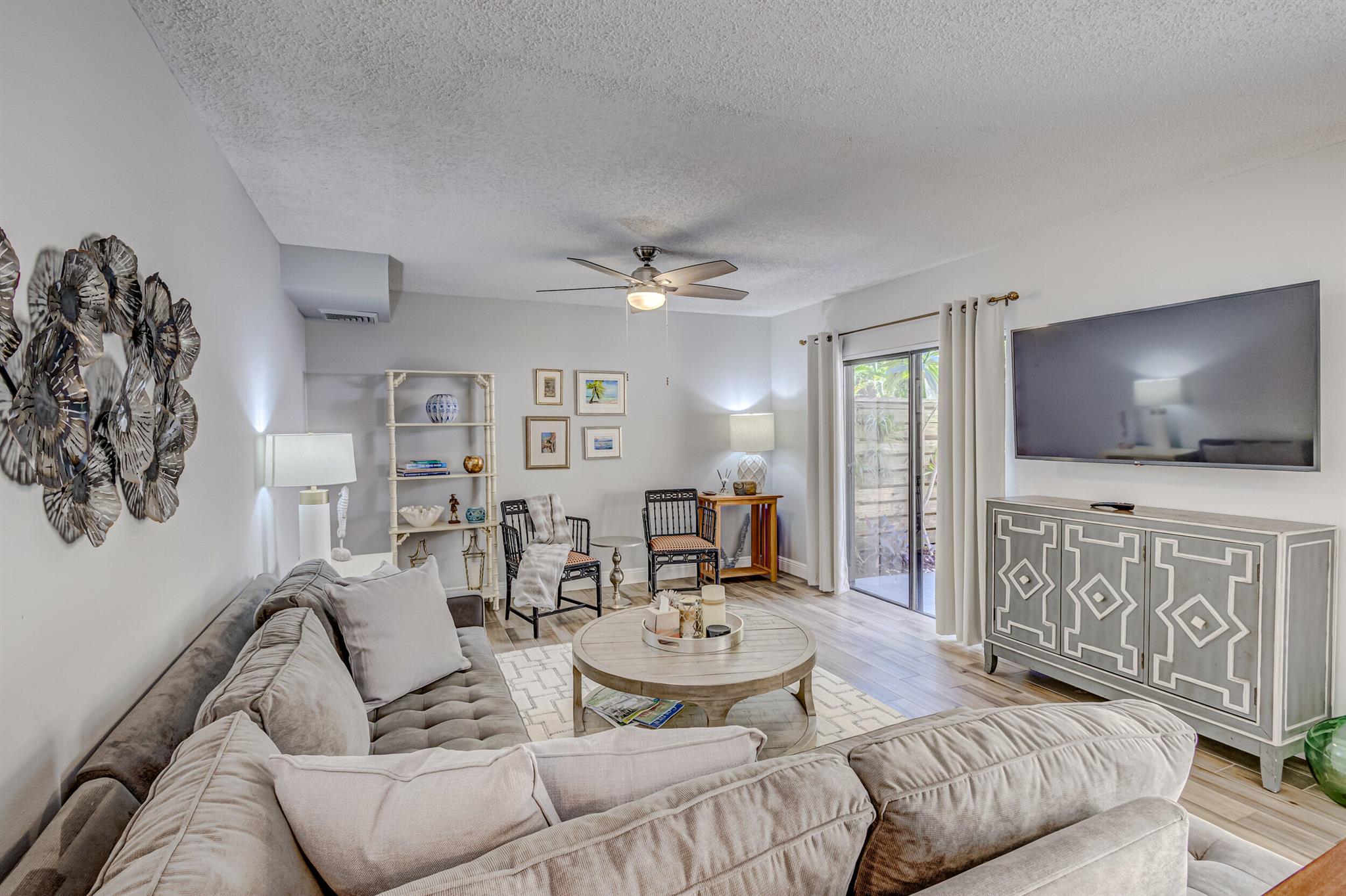 GLENWOOD TWNHS - Residential Lease