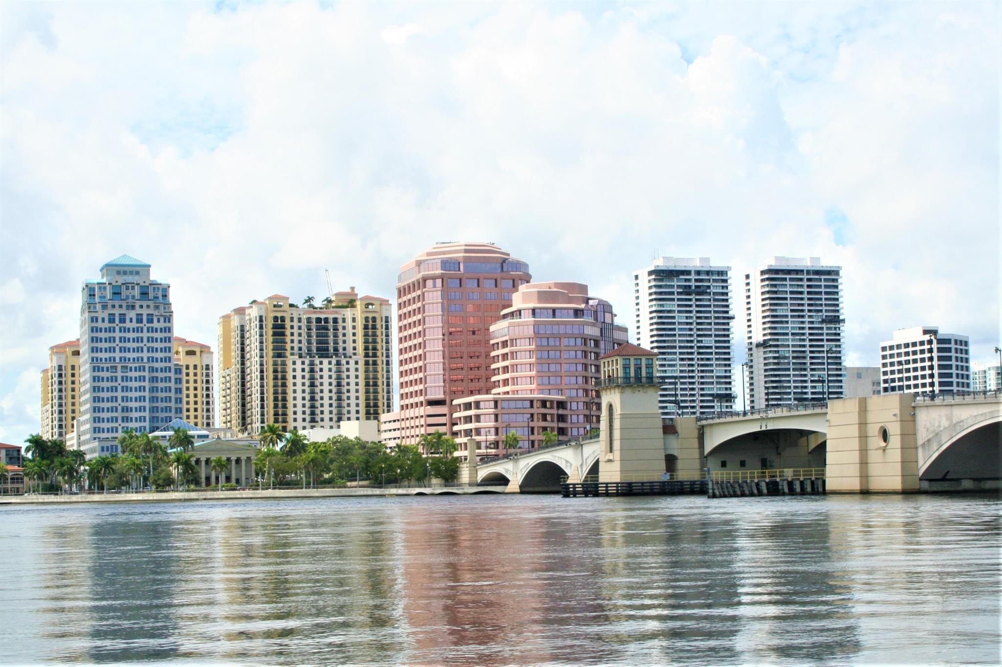 GLENWOOD TWNHS - Residential Lease