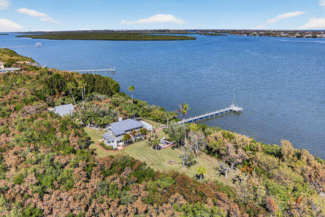Photo of 1935 Quay Dock Road, Vero Beach, FL 32967 (MLS # B26075290)
