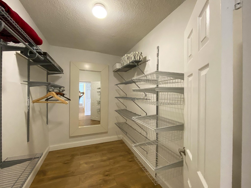 The Alexander Towers Cond - Residential Lease