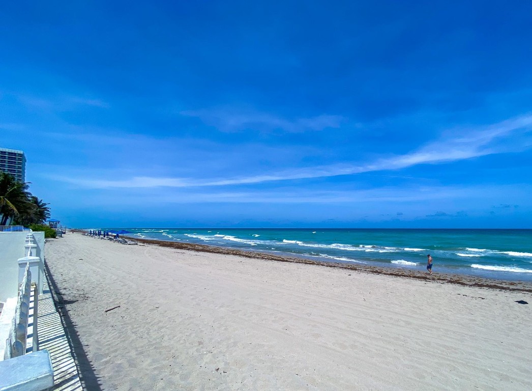 The Alexander Towers Cond - Residential Lease