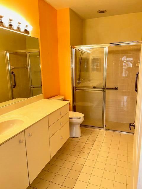 FLORAL LAKES - Residential