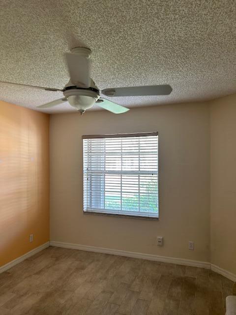 FLORAL LAKES - Residential