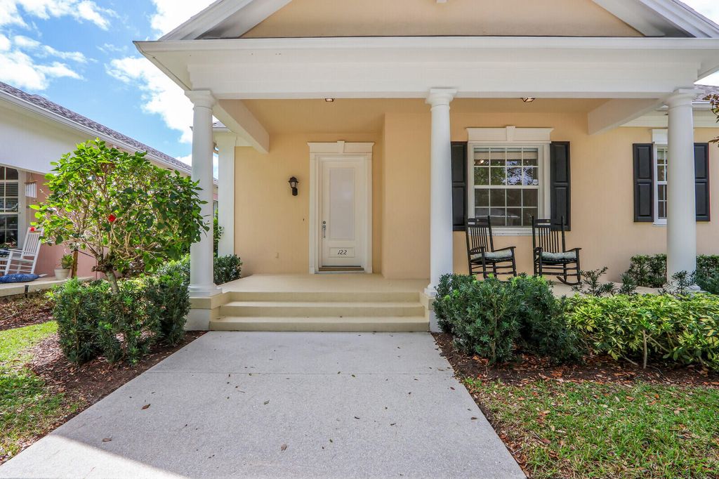 Photo of 122 Marlberry Circle, Jupiter, FL 33458 (MLS # R11057036)