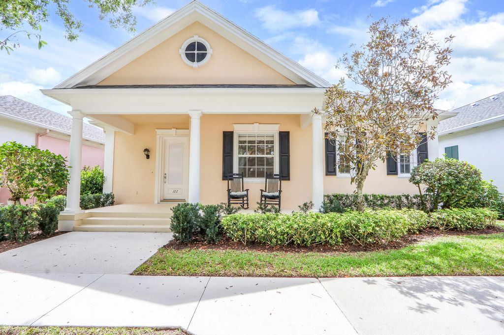Photo of 122 Marlberry Circle, Jupiter, FL 33458 (MLS # R11057036)