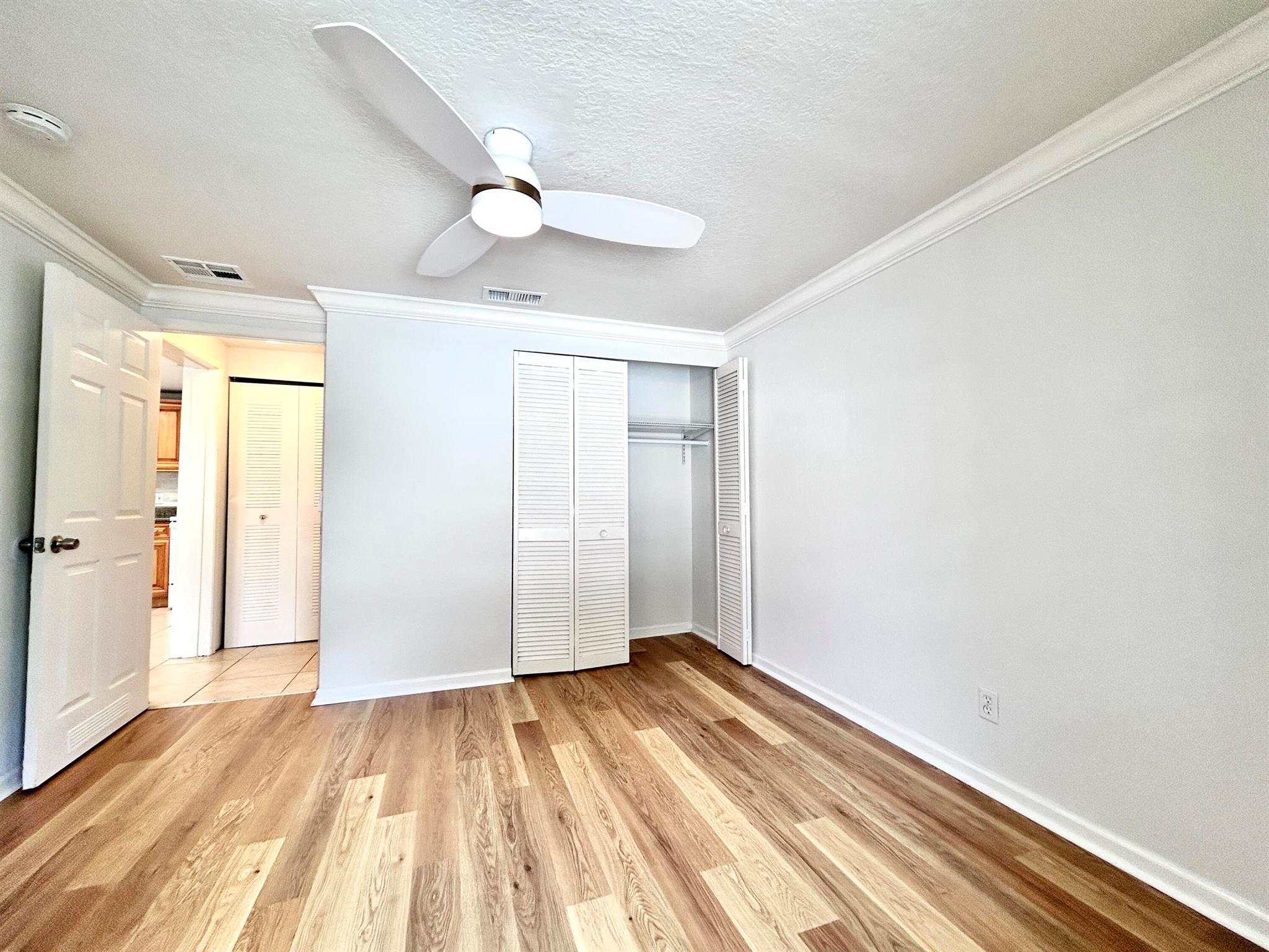 SOUTHGATE VILLAS CONDO - Residential Lease
