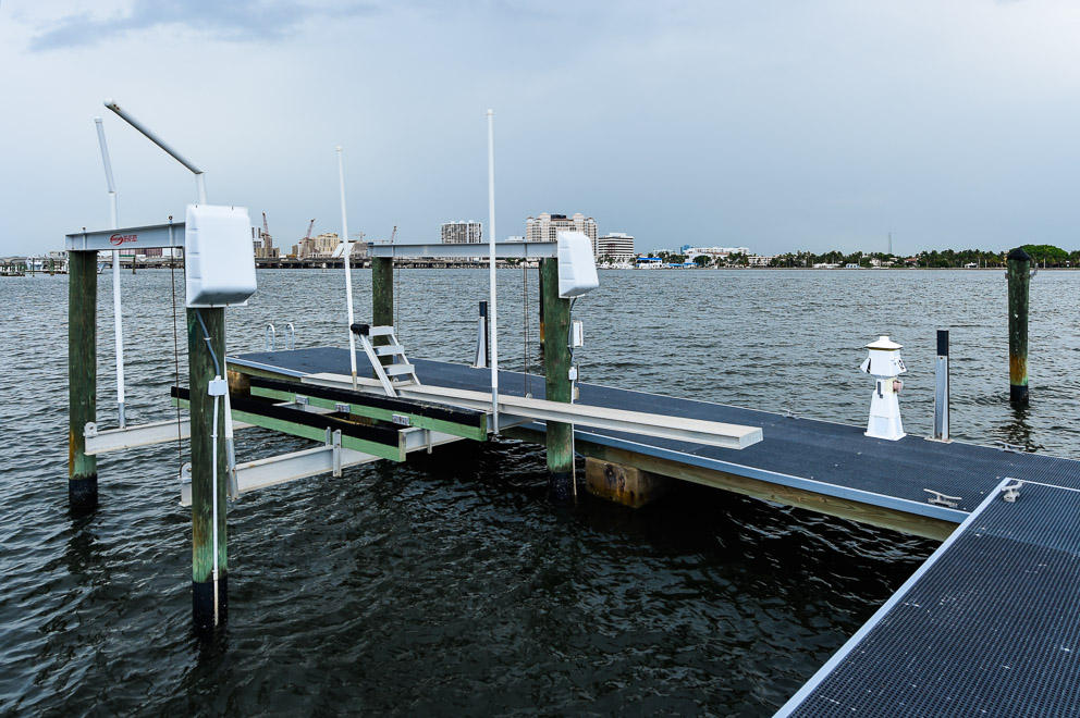 LAKE TOWERS CONDO - Residential