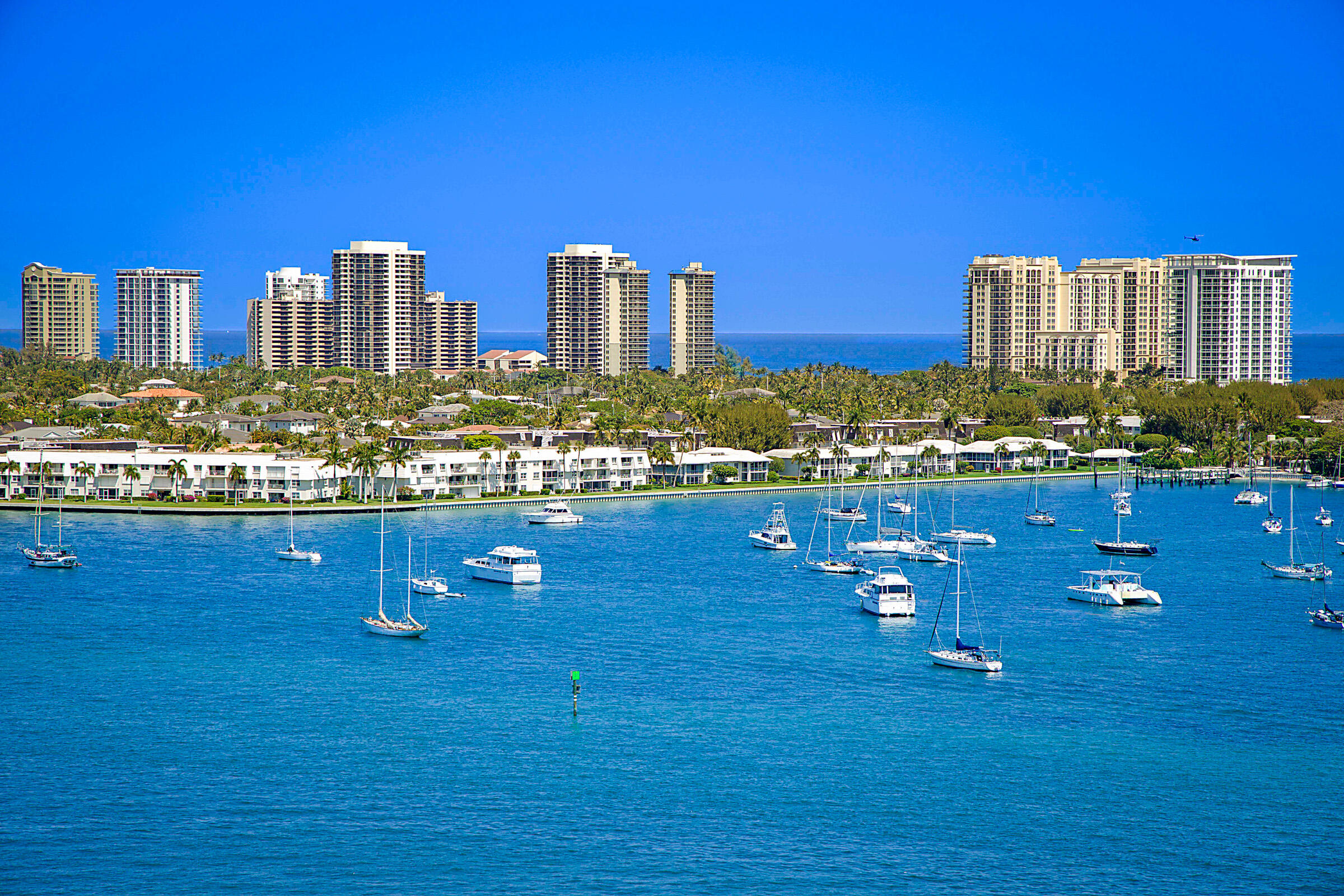 2640 Lake Shore Drive 1416