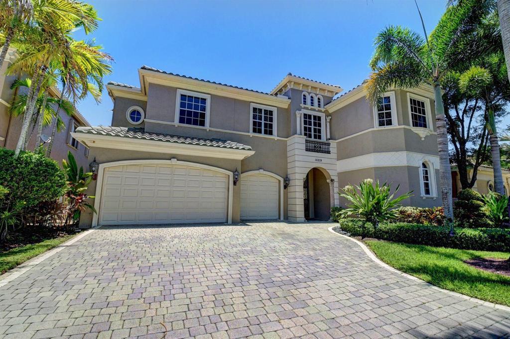 Photo of 16219 Bristol Pointe Drive, Delray Beach, FL 33446 (MLS # R10705195)