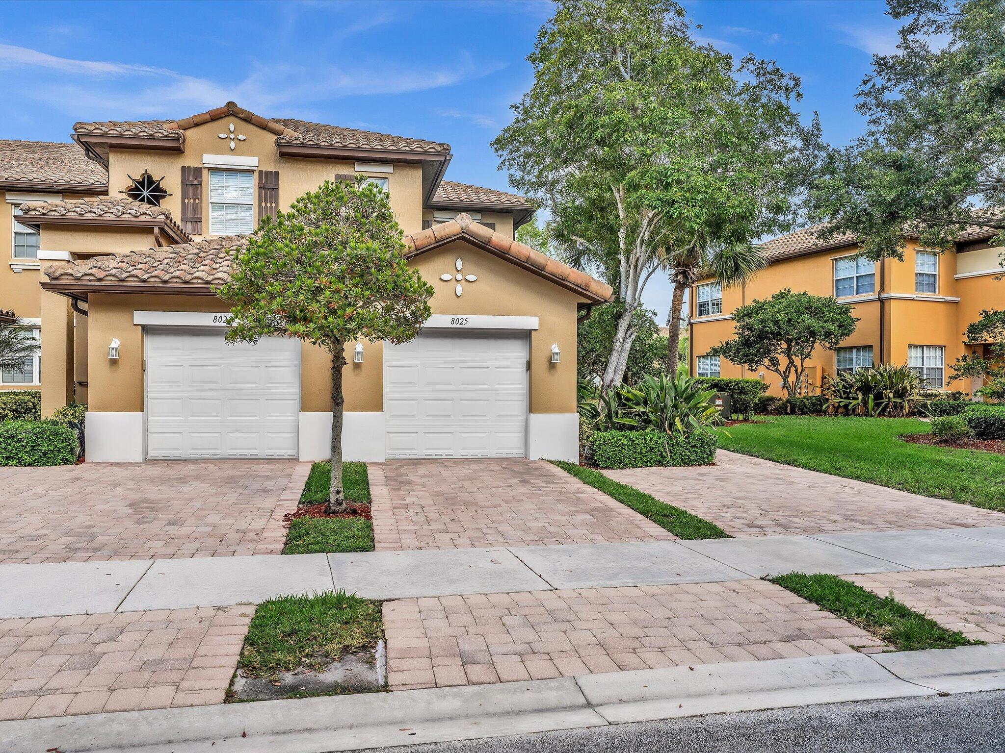 CYPRESS POINTE I AT HERON BAY - Residential