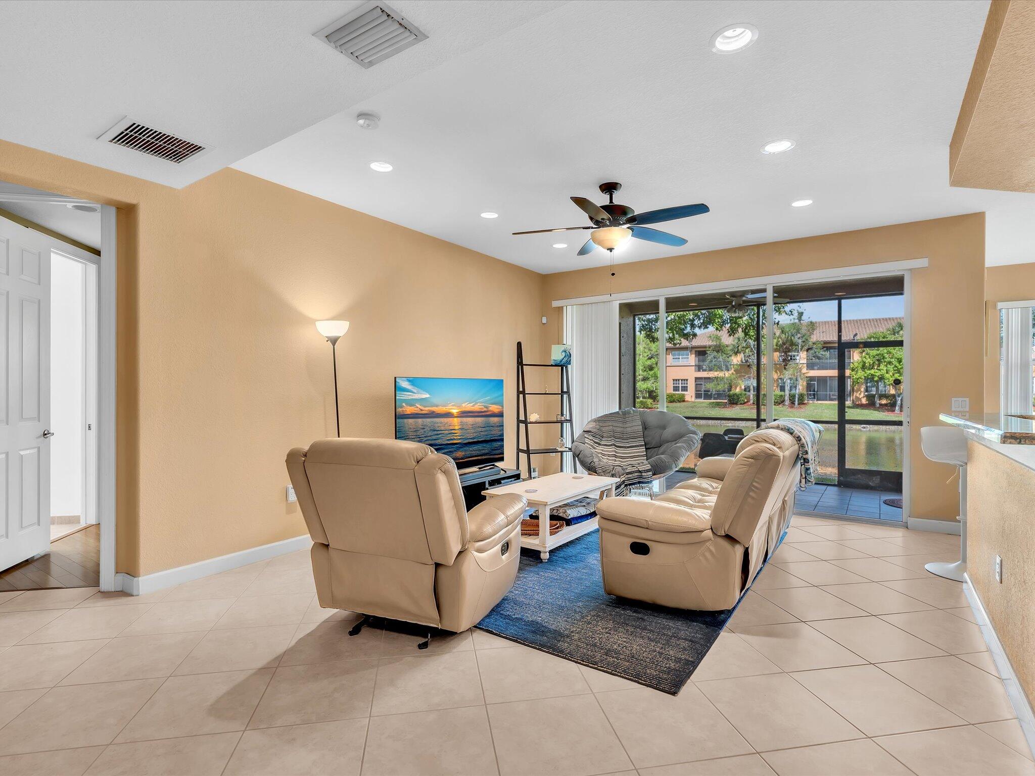 CYPRESS POINTE I AT HERON BAY - Residential