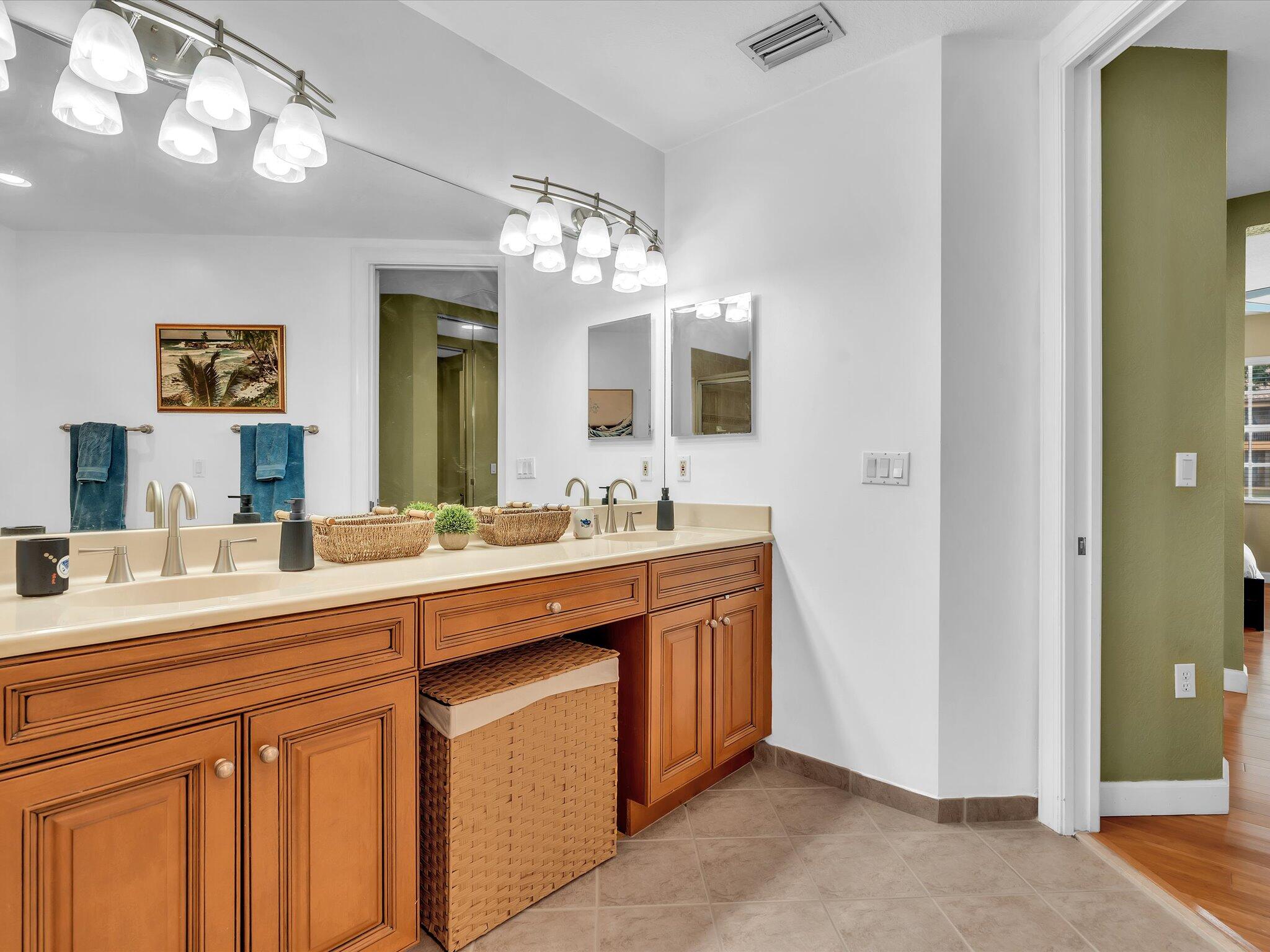 CYPRESS POINTE I AT HERON BAY - Residential