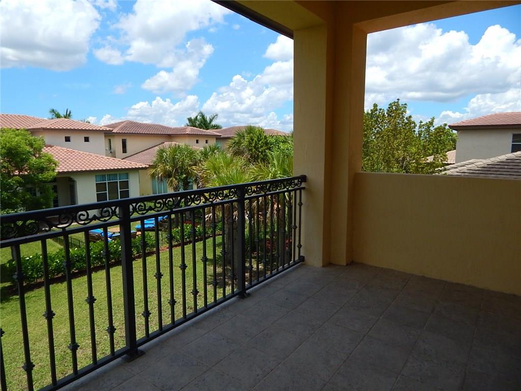 Heron Bay North 2 173-181 - Residential