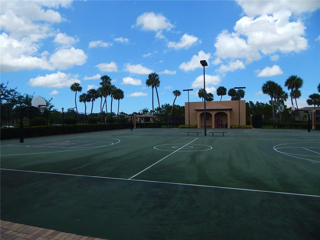 Heron Bay North 2 173-181 - Residential