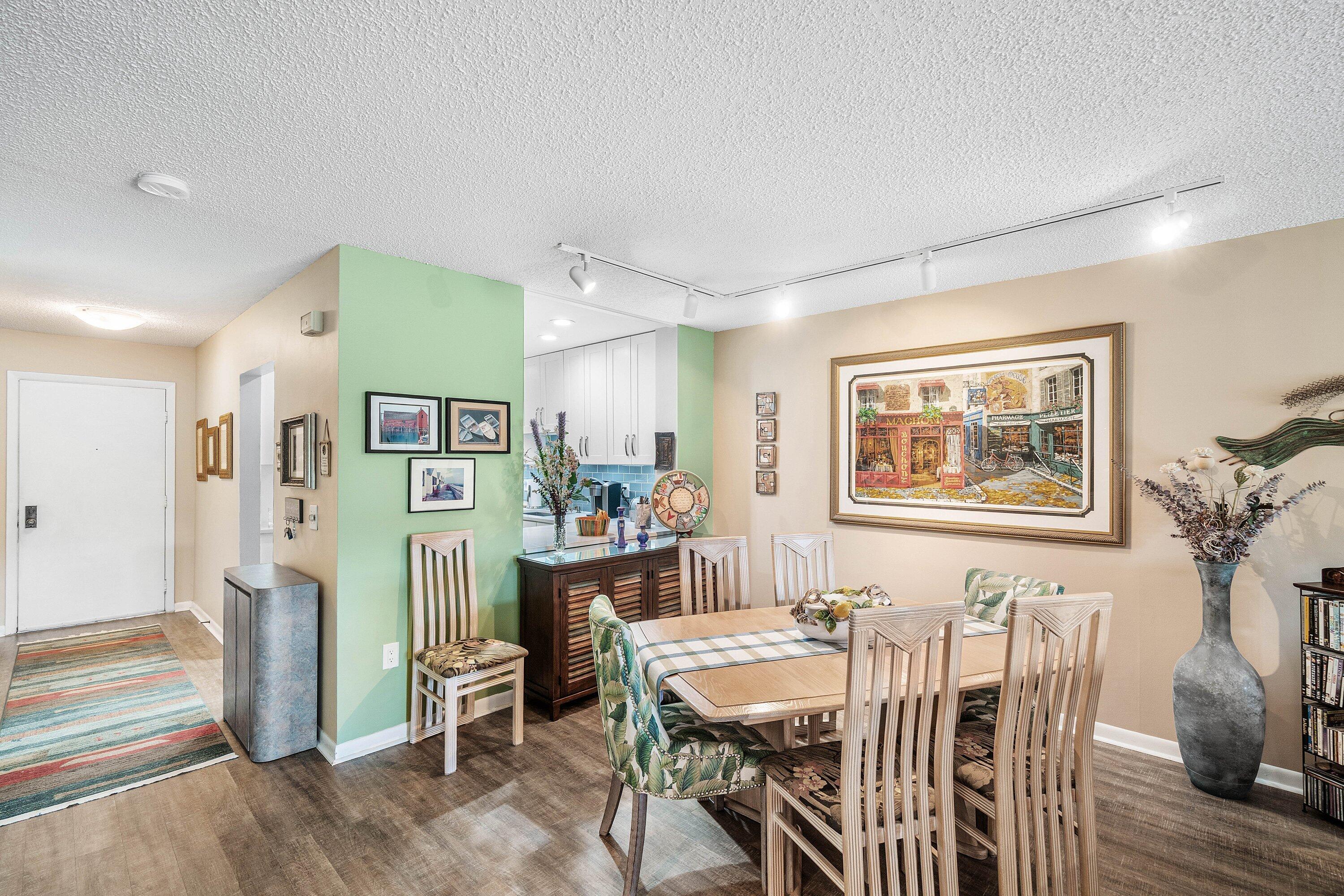 13 SOUTHPORT Lane F