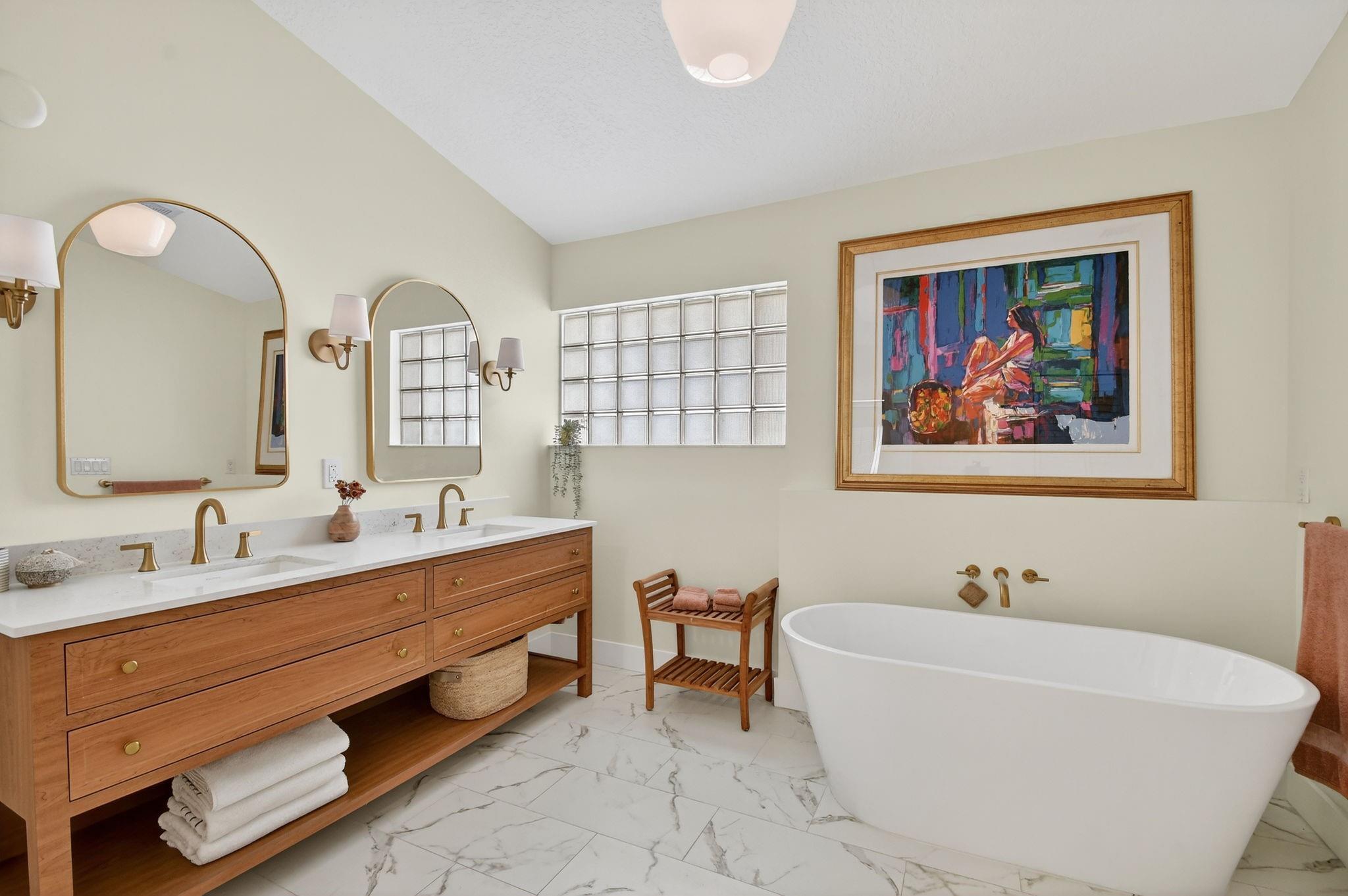 CASCADES - WATERFORD - Residential