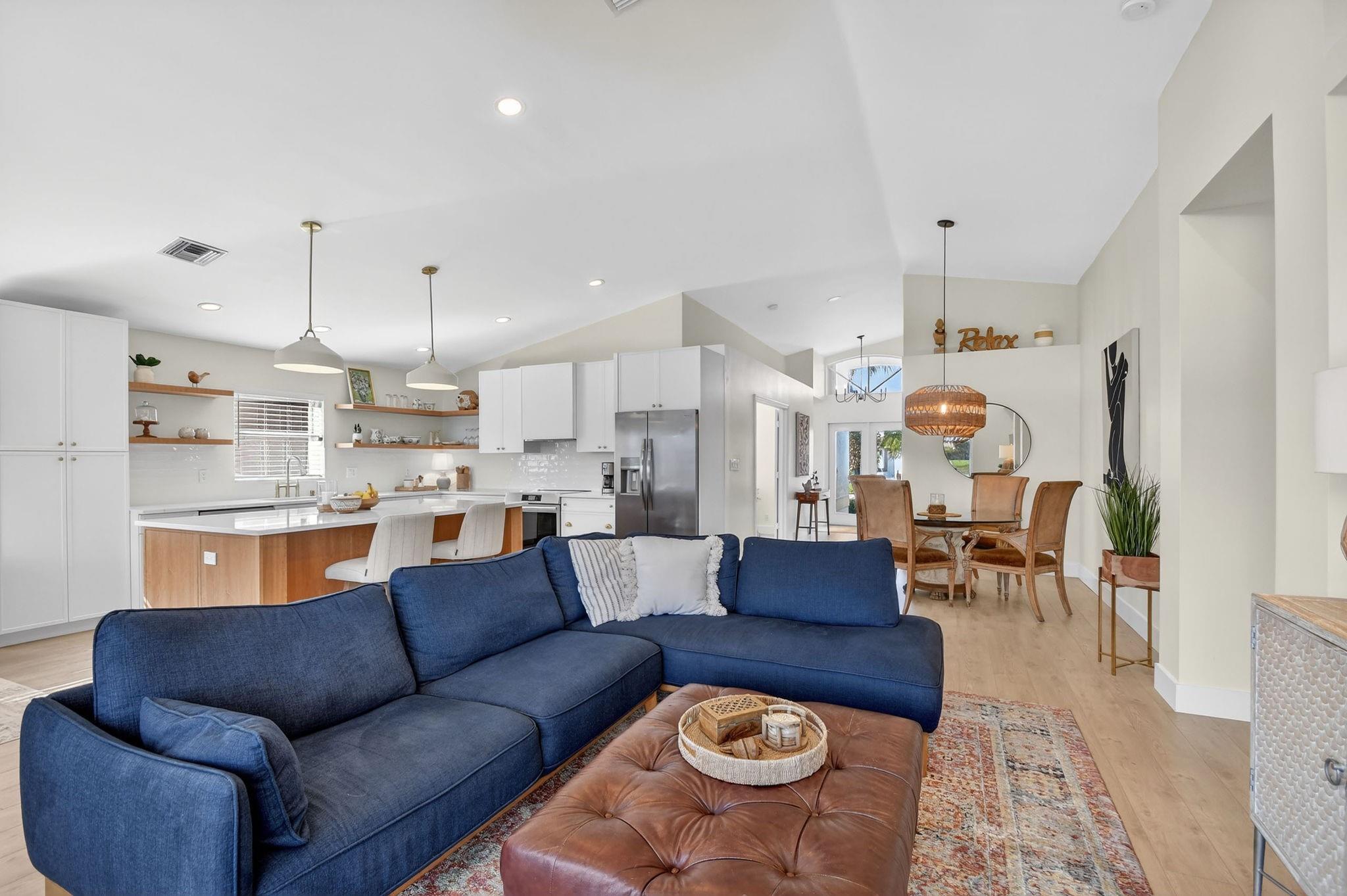 CASCADES - WATERFORD - Residential