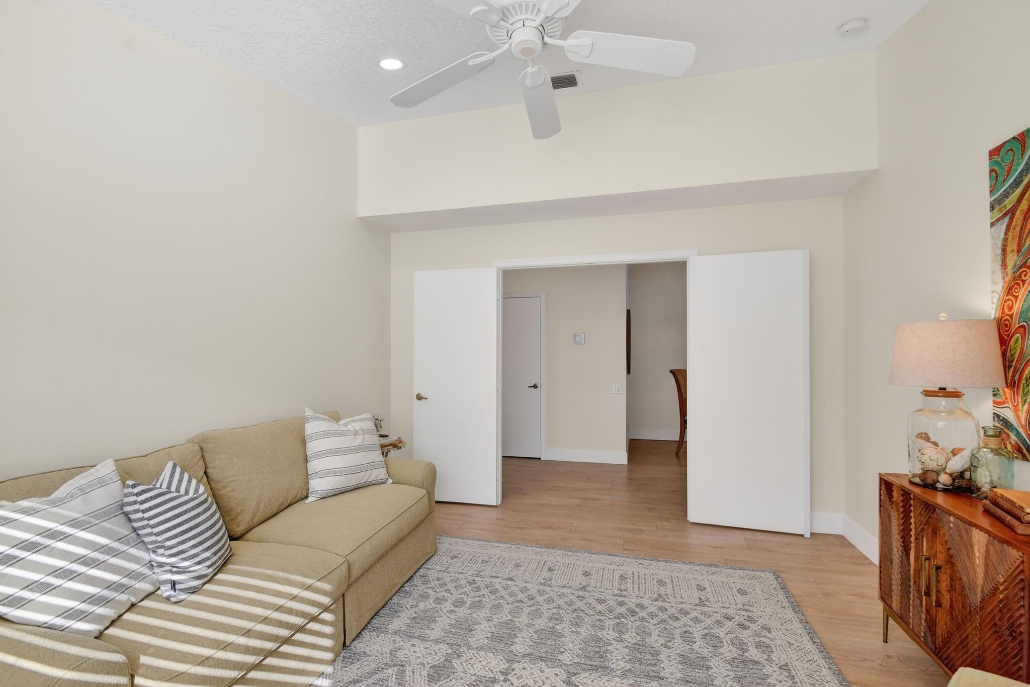 CASCADES - WATERFORD - Residential