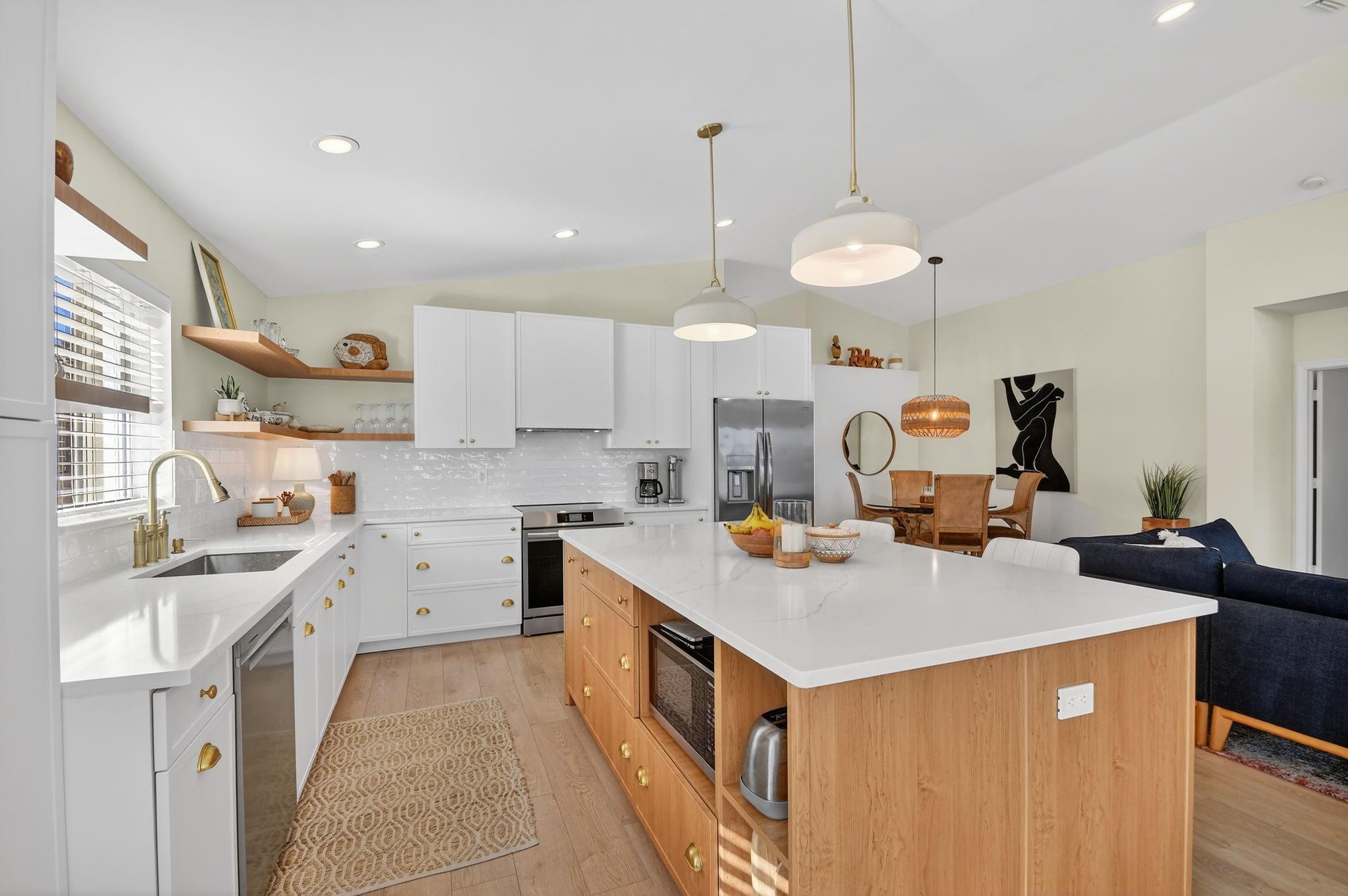 CASCADES - WATERFORD - Residential