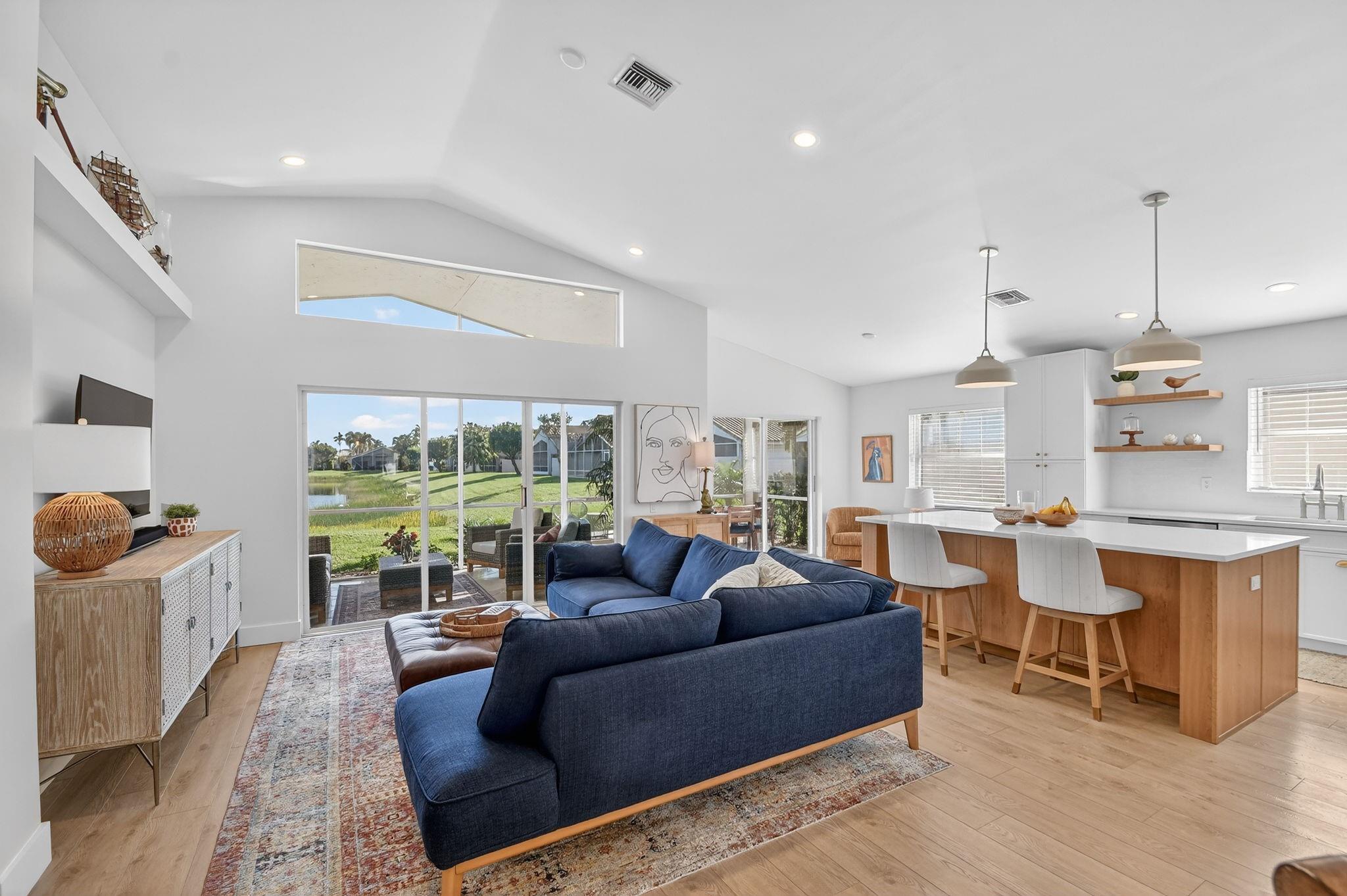 CASCADES - WATERFORD - Residential