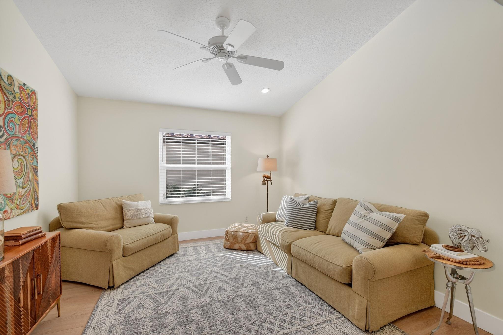 CASCADES - WATERFORD - Residential