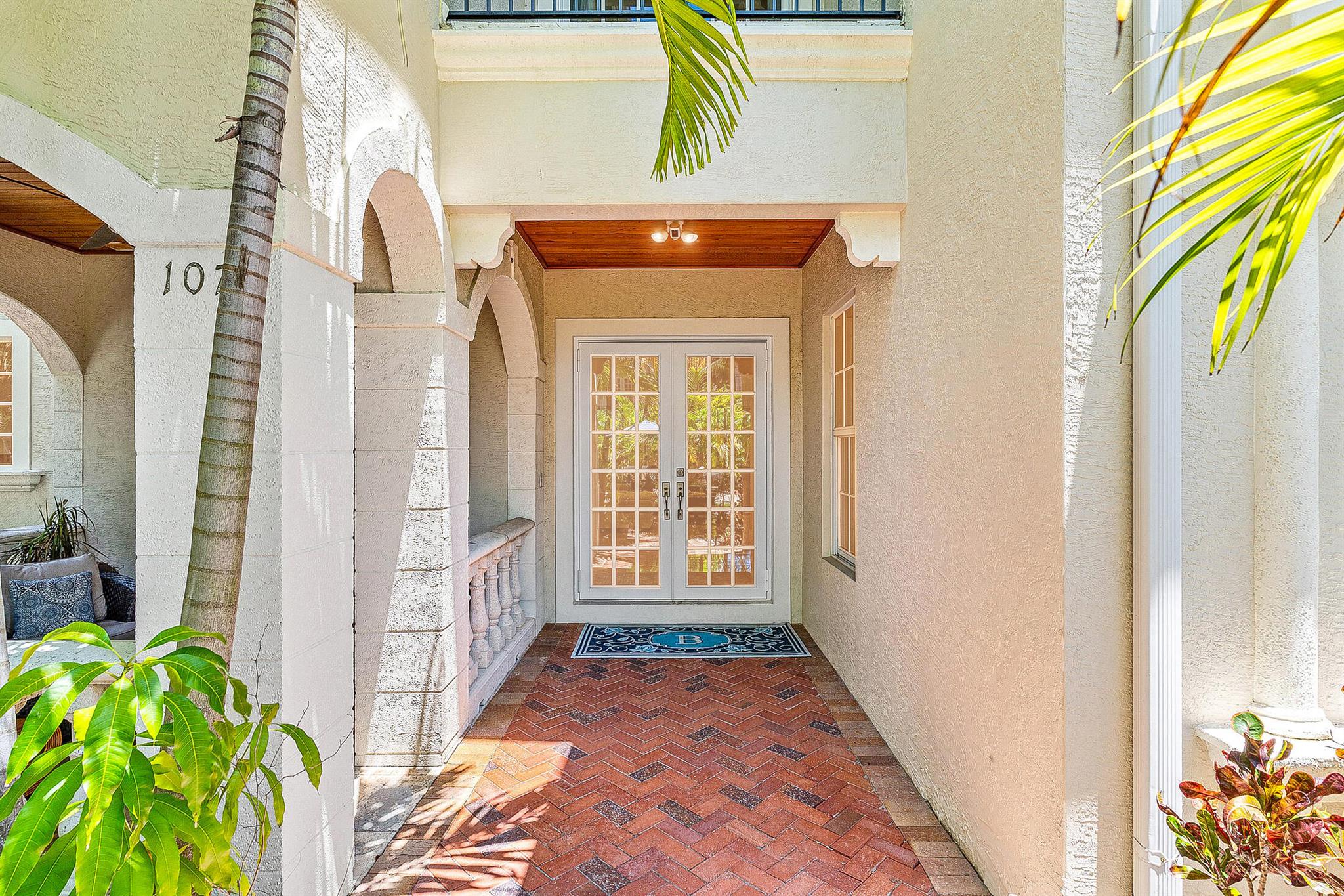 107 Nativa Circle