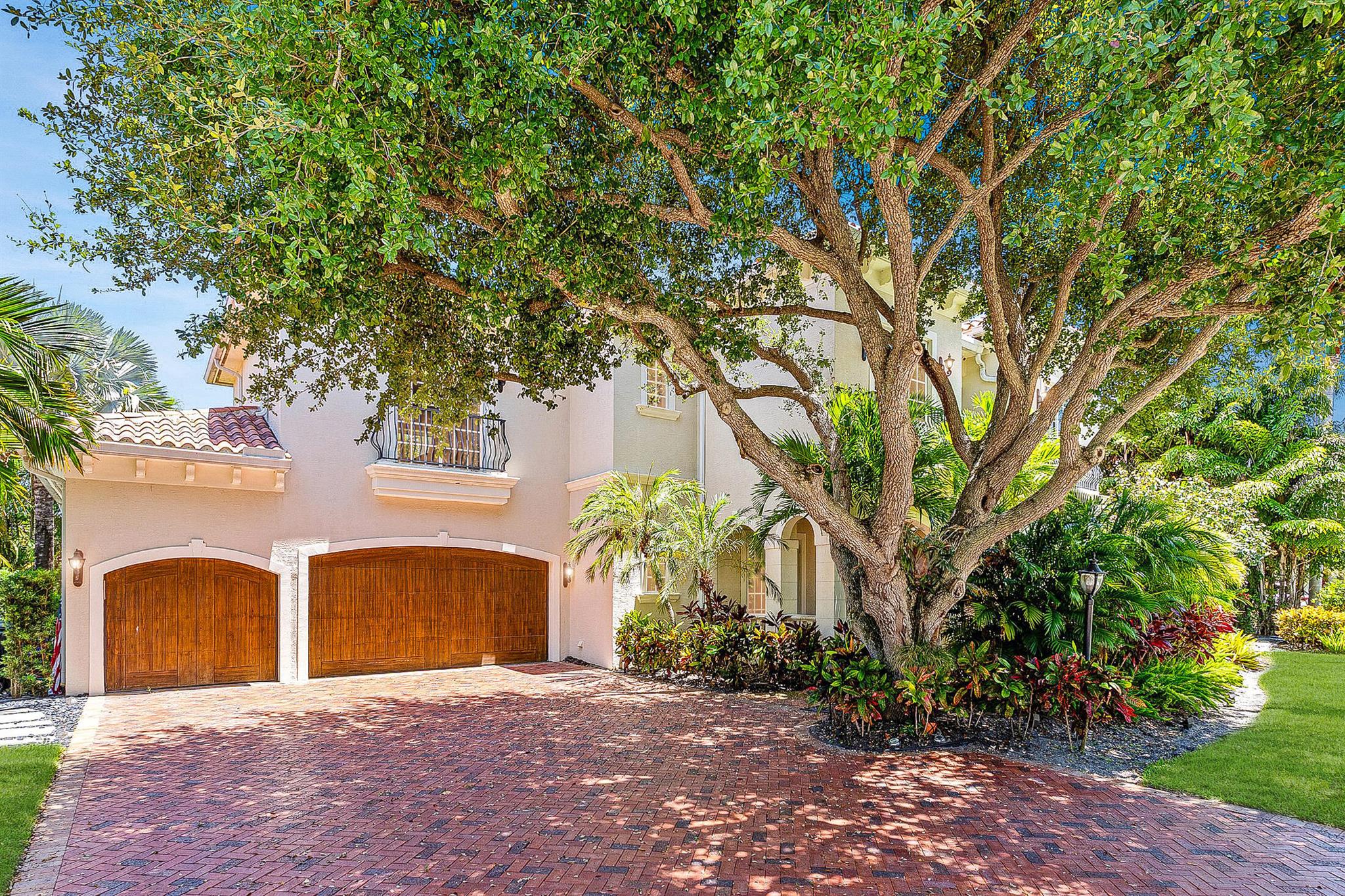107 Nativa Circle