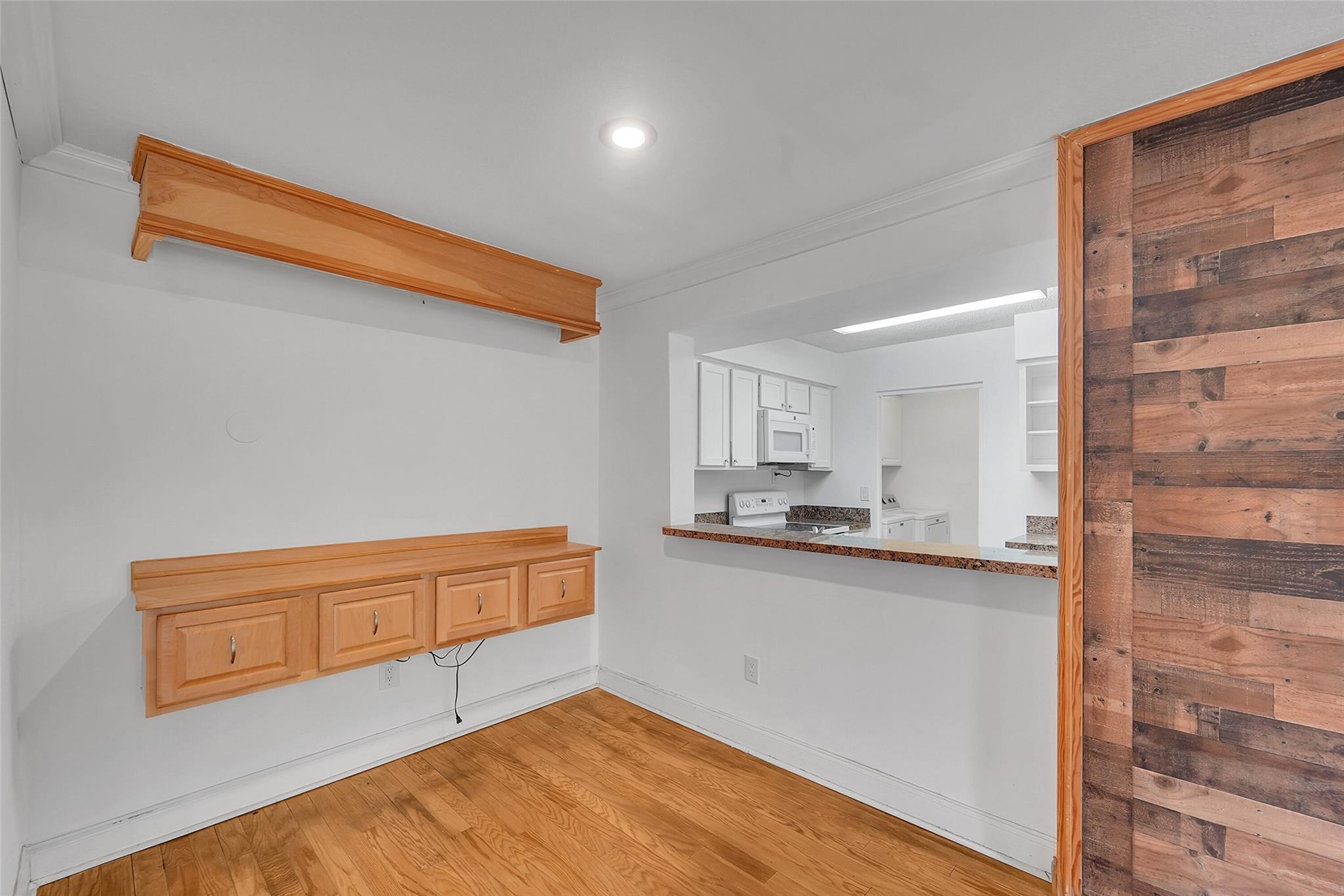 1265 SW 46th Ave 2205