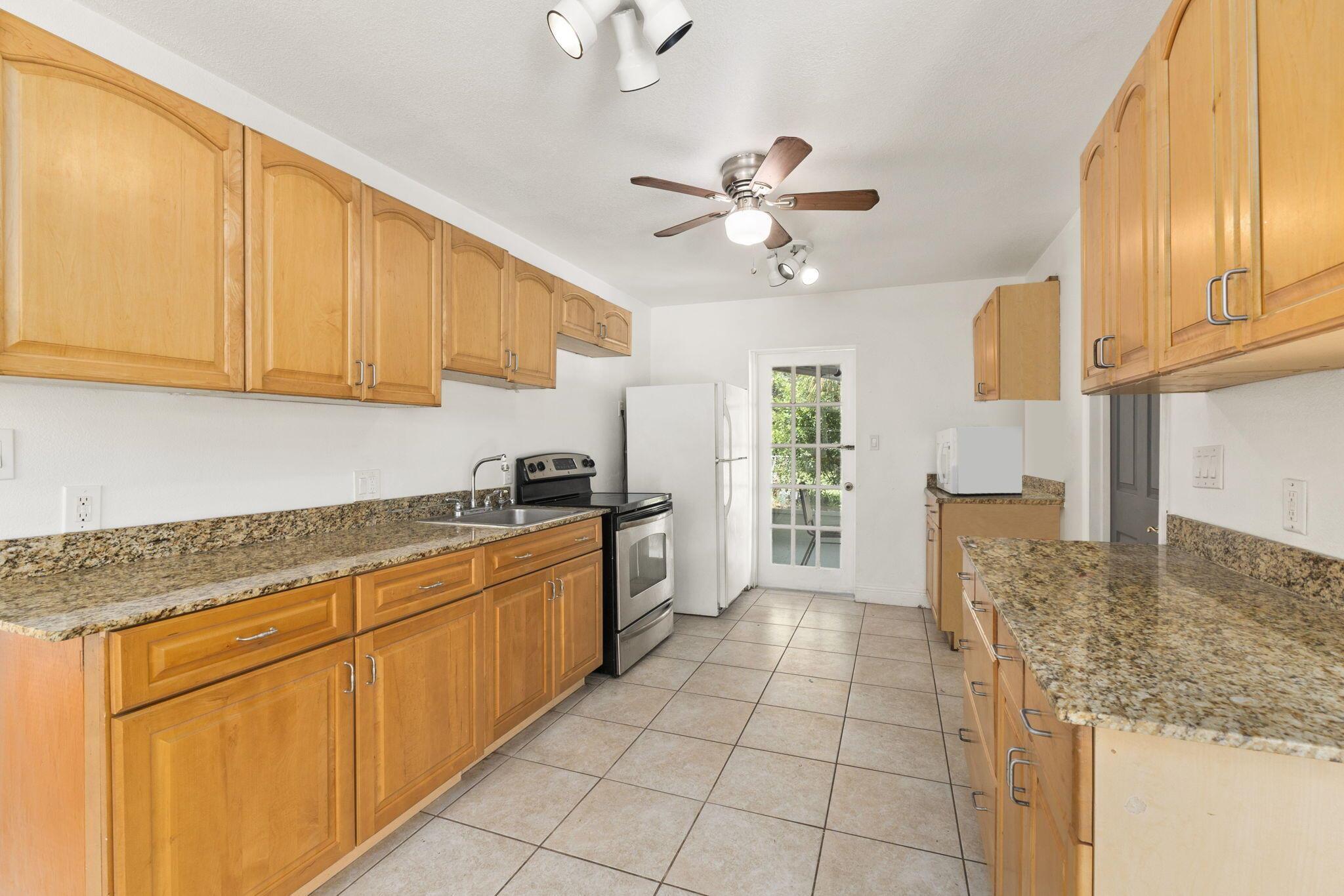 ST JAMES PARK - Residential