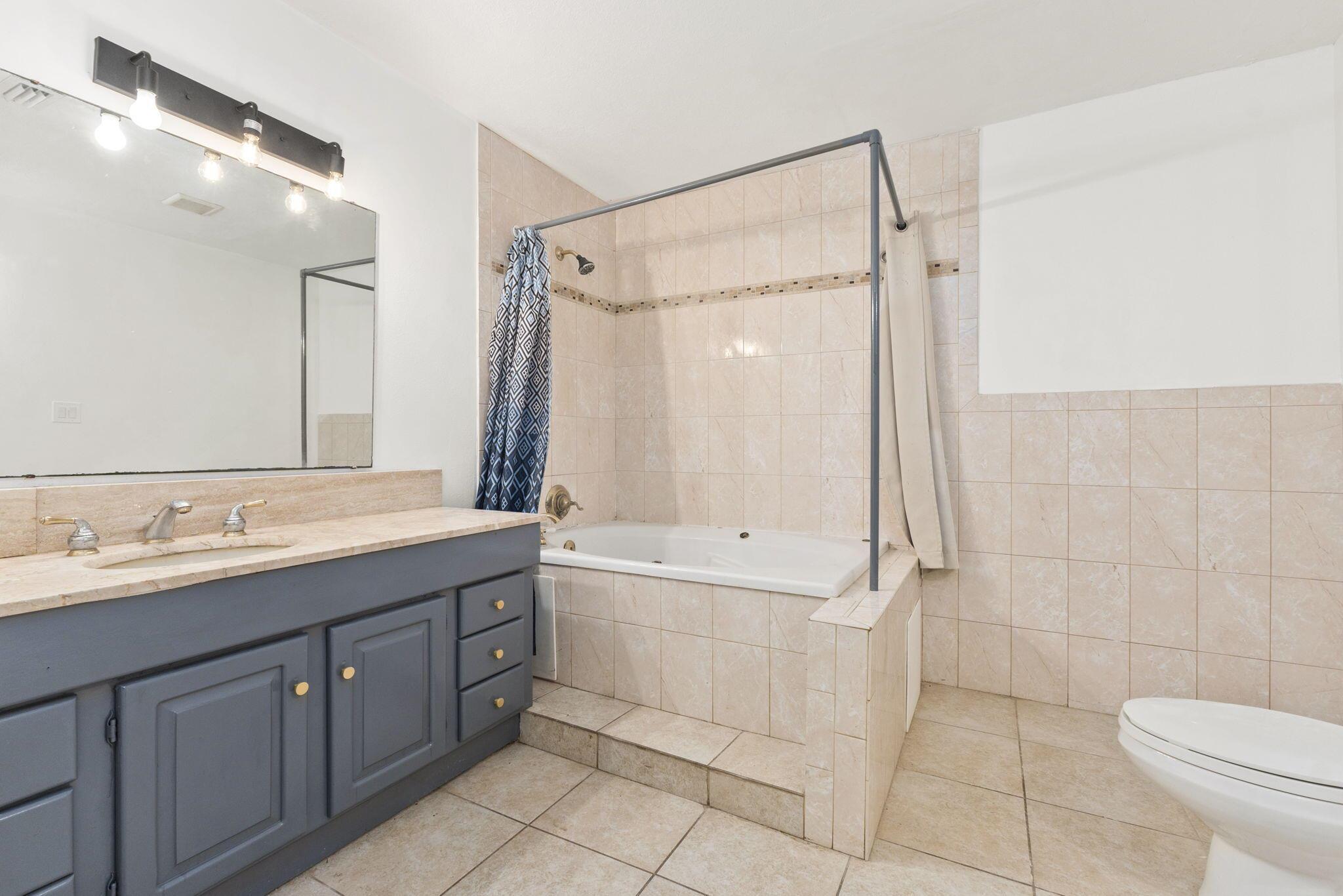 ST JAMES PARK - Residential