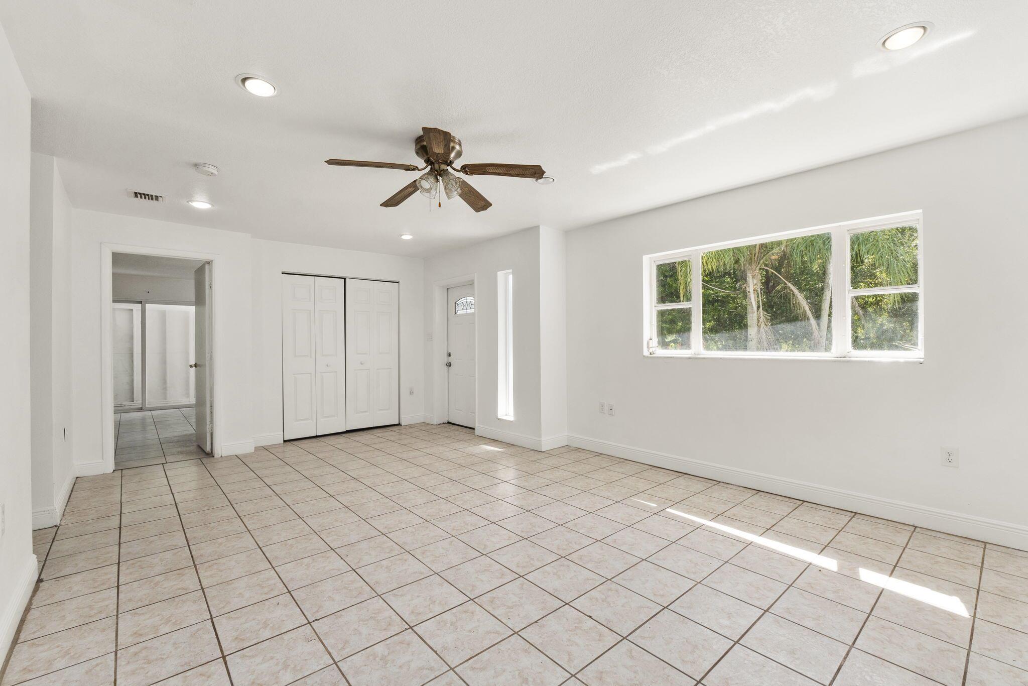 ST JAMES PARK - Residential