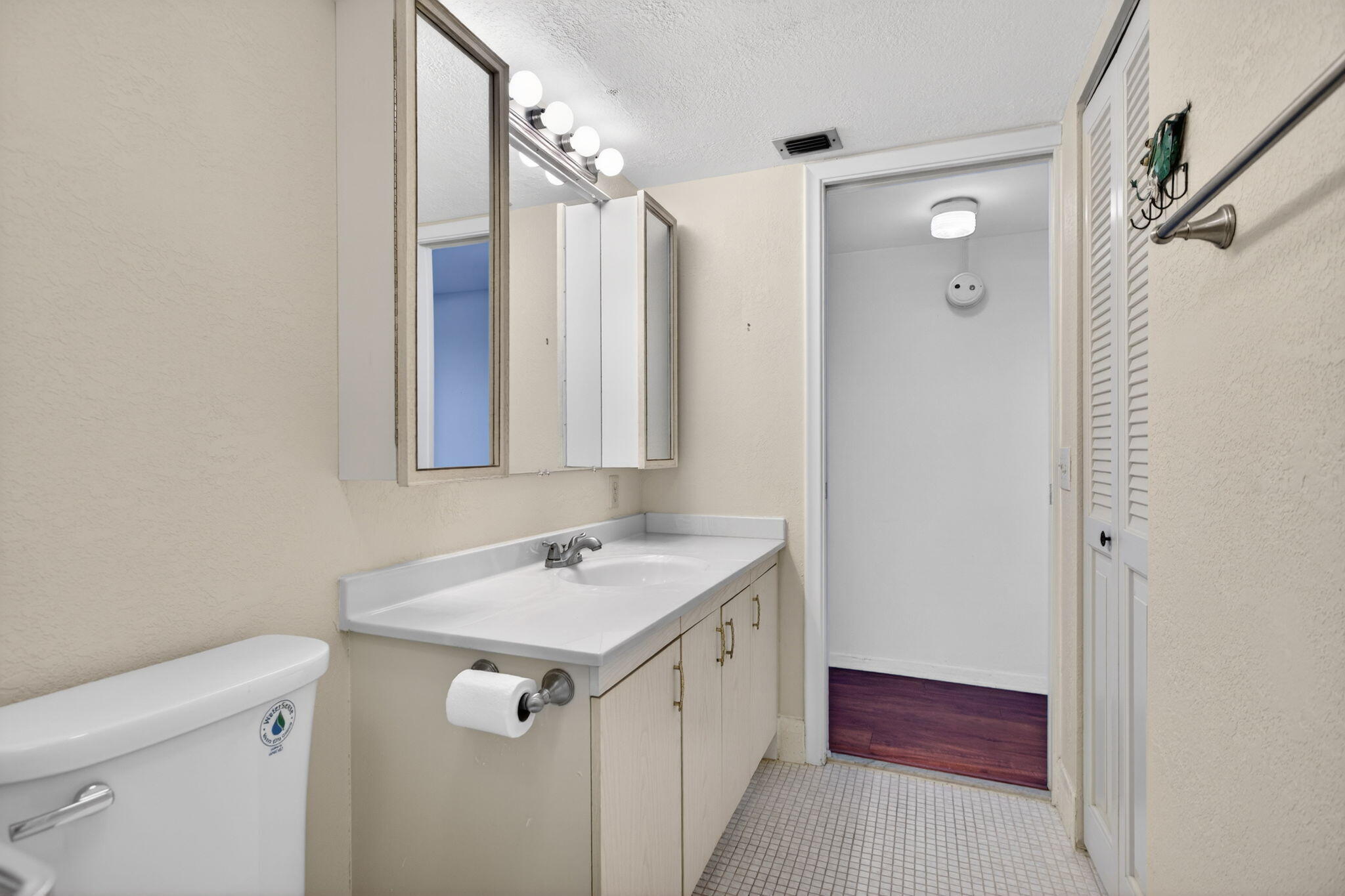 PORTOFINO VILLAGE 2-E CONDO - Residential