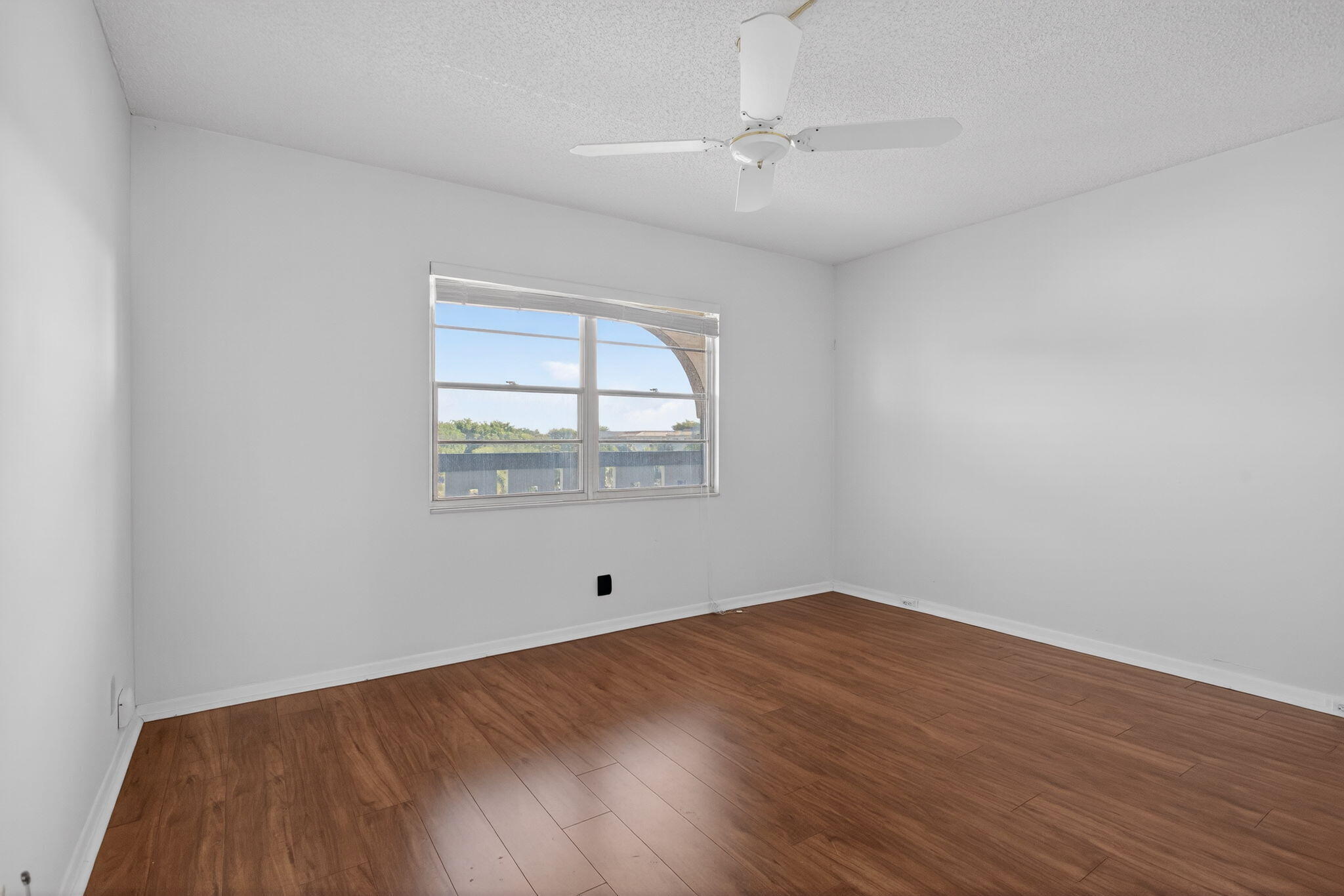 PORTOFINO VILLAGE 2-E CONDO - Residential