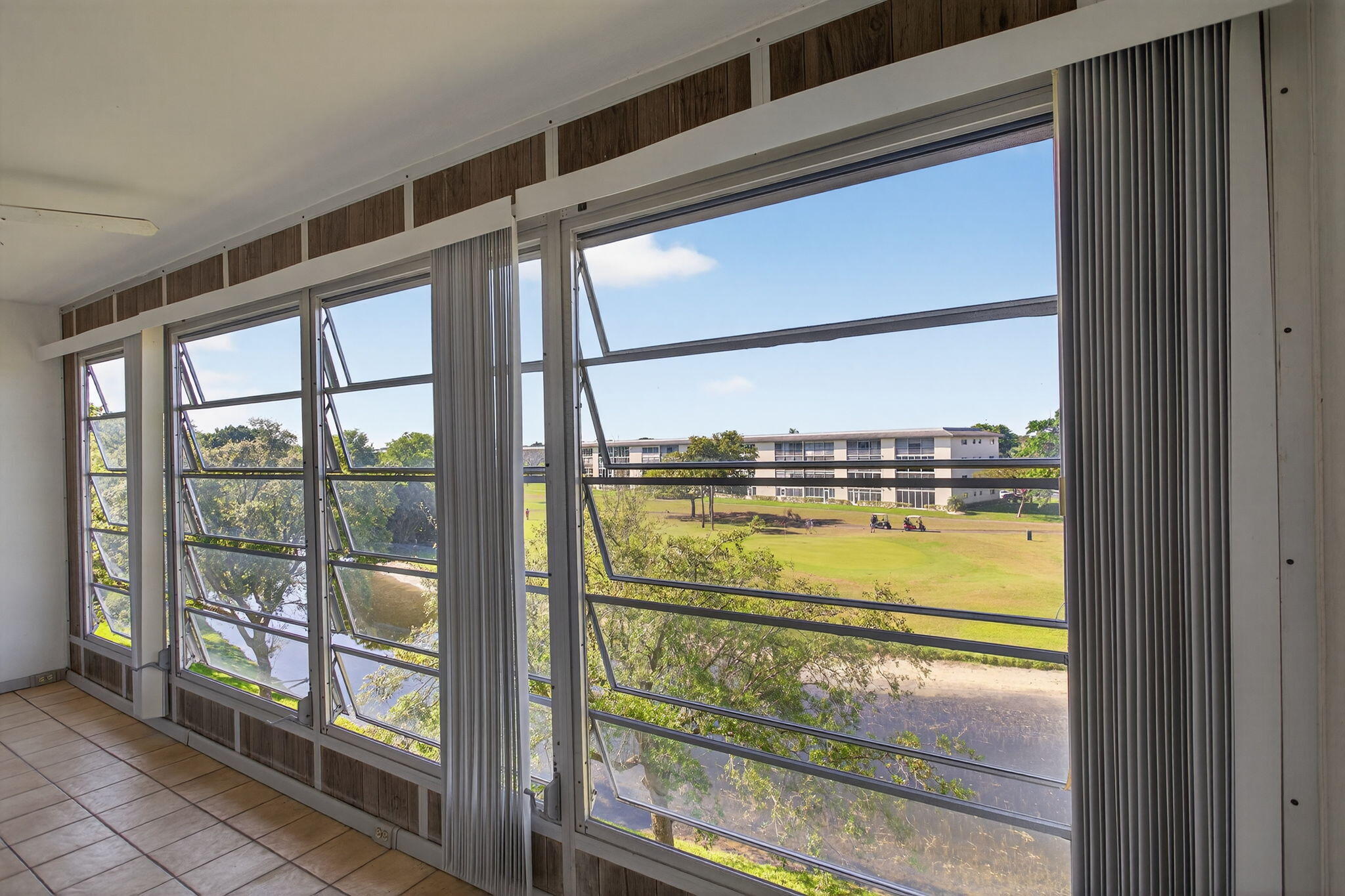 PORTOFINO VILLAGE 2-E CONDO - Residential