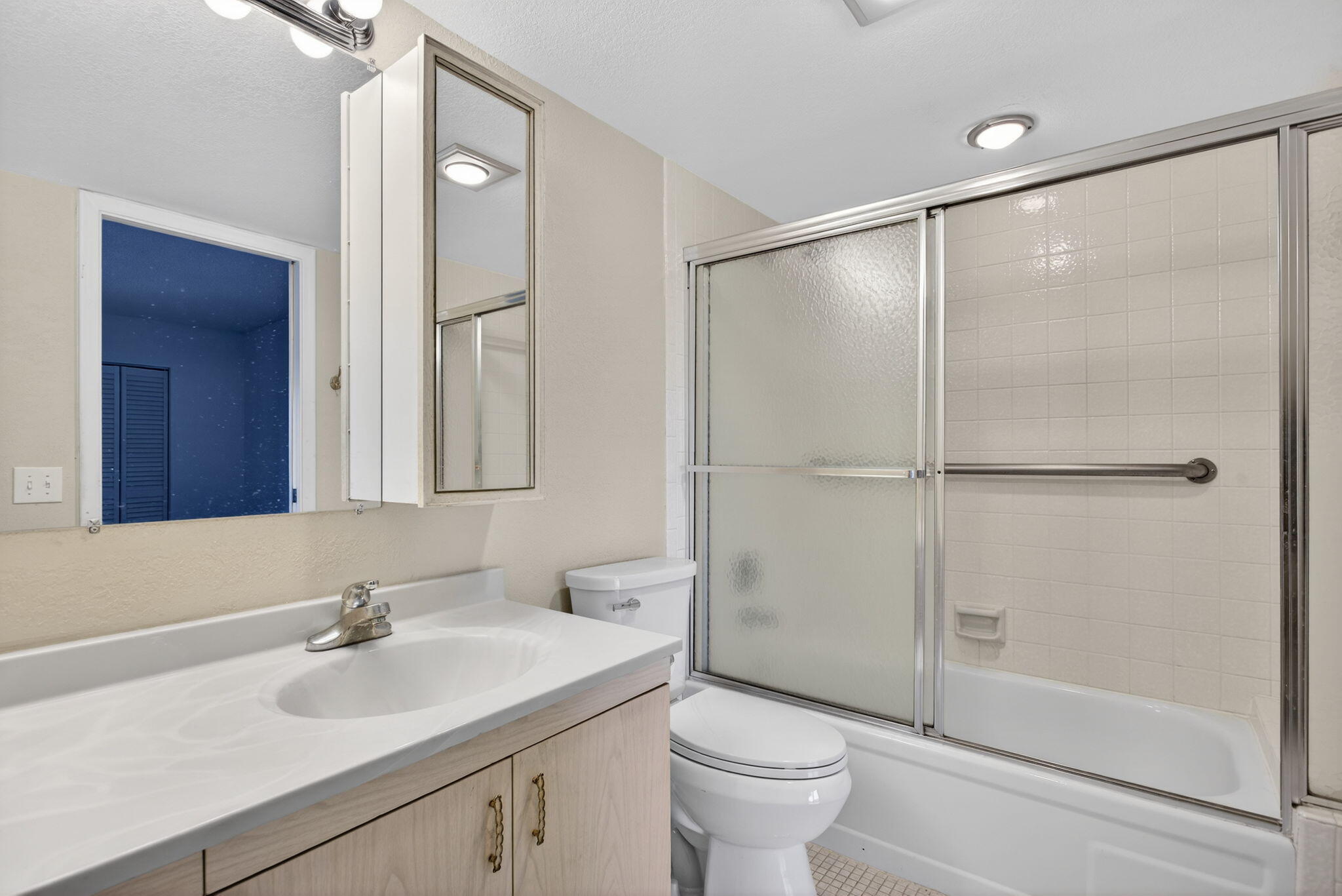 PORTOFINO VILLAGE 2-E CONDO - Residential