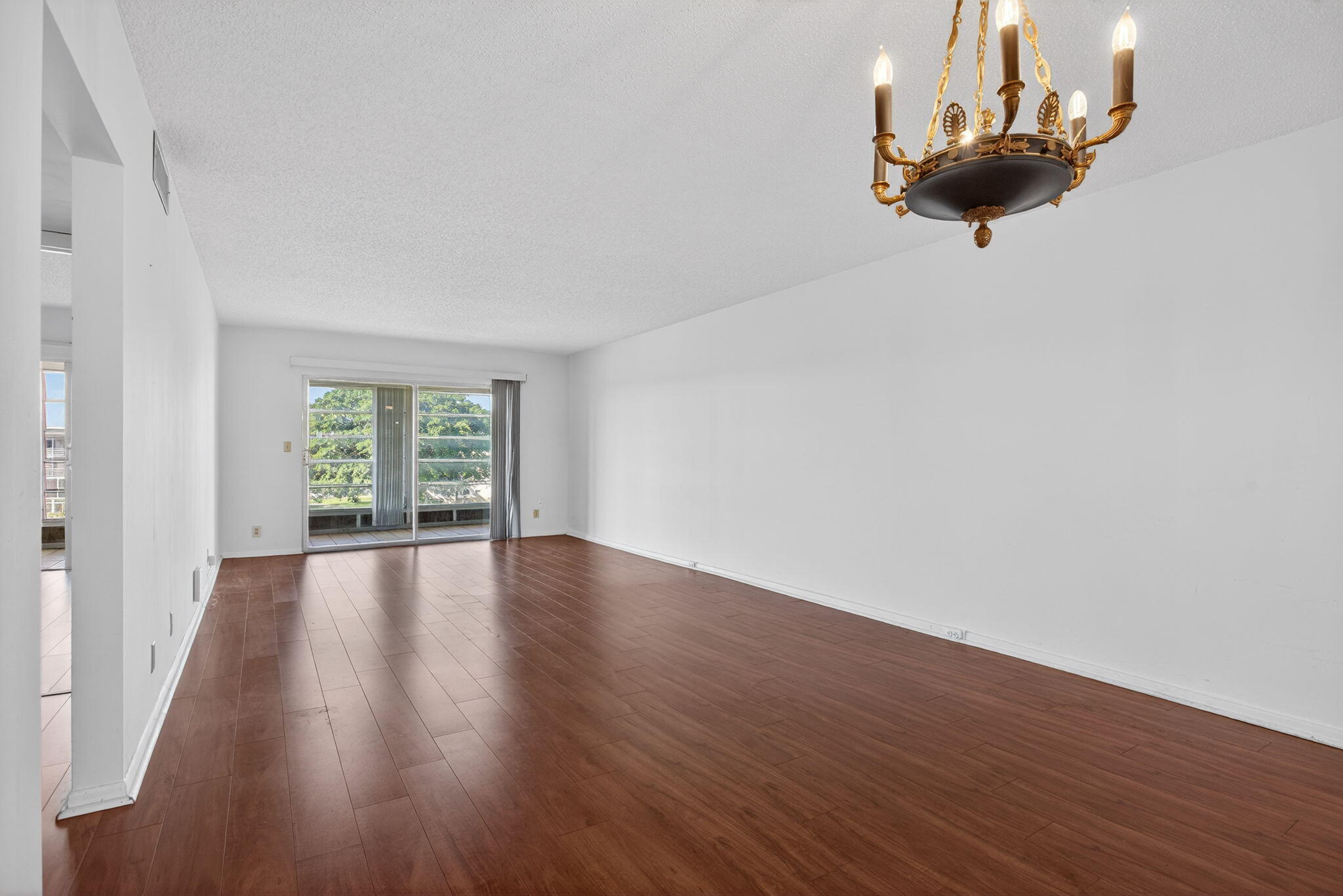 PORTOFINO VILLAGE 2-E CONDO - Residential