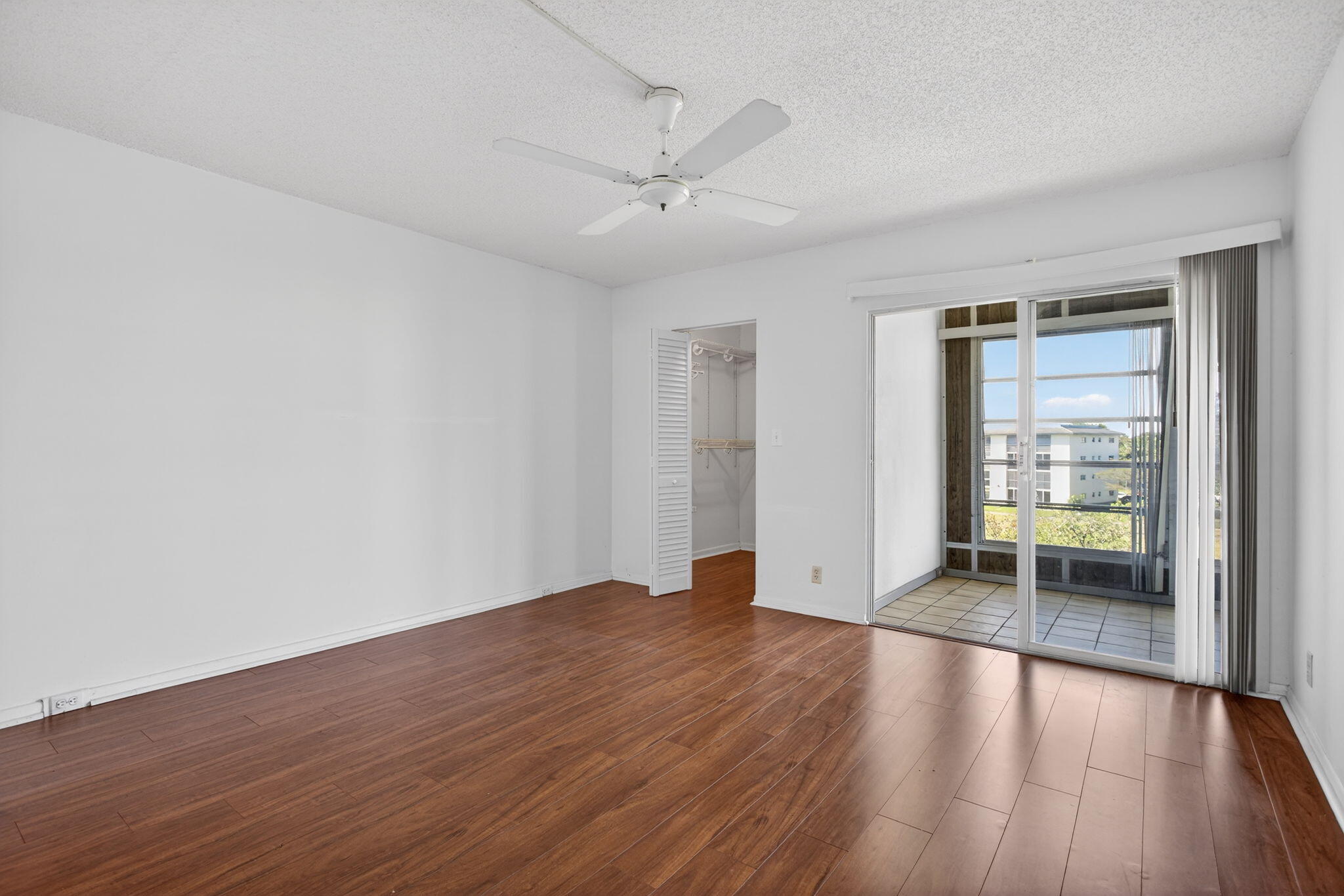 PORTOFINO VILLAGE 2-E CONDO - Residential