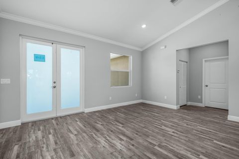 A home in Sebring