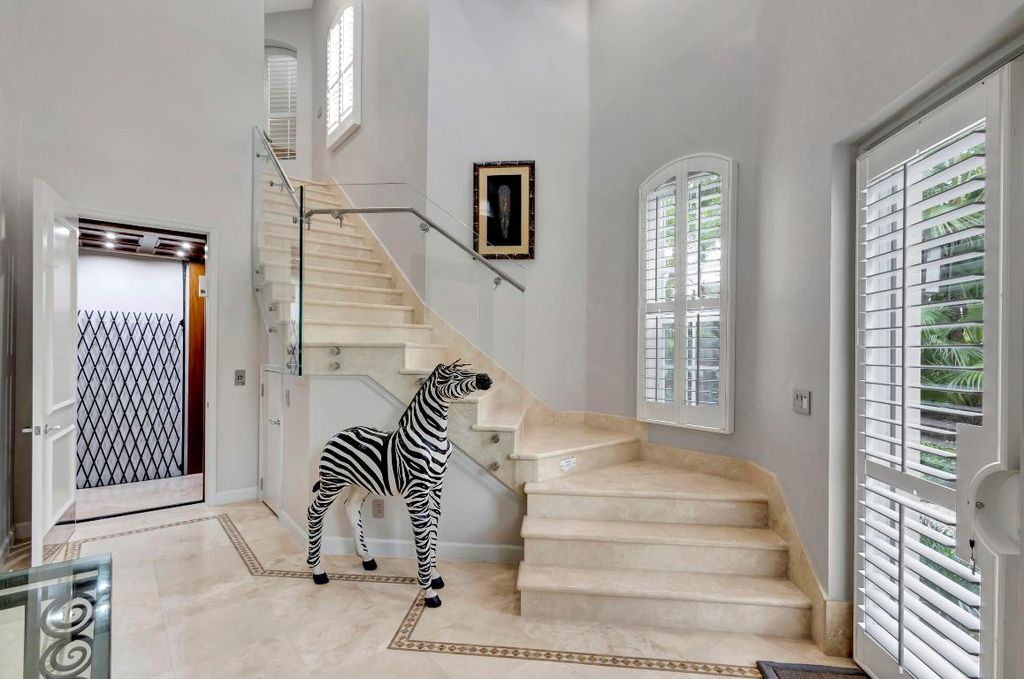 Photo of 11502 Villa Vasari Drive, Palm Beach Gardens, FL 33418 (MLS # R10948266)