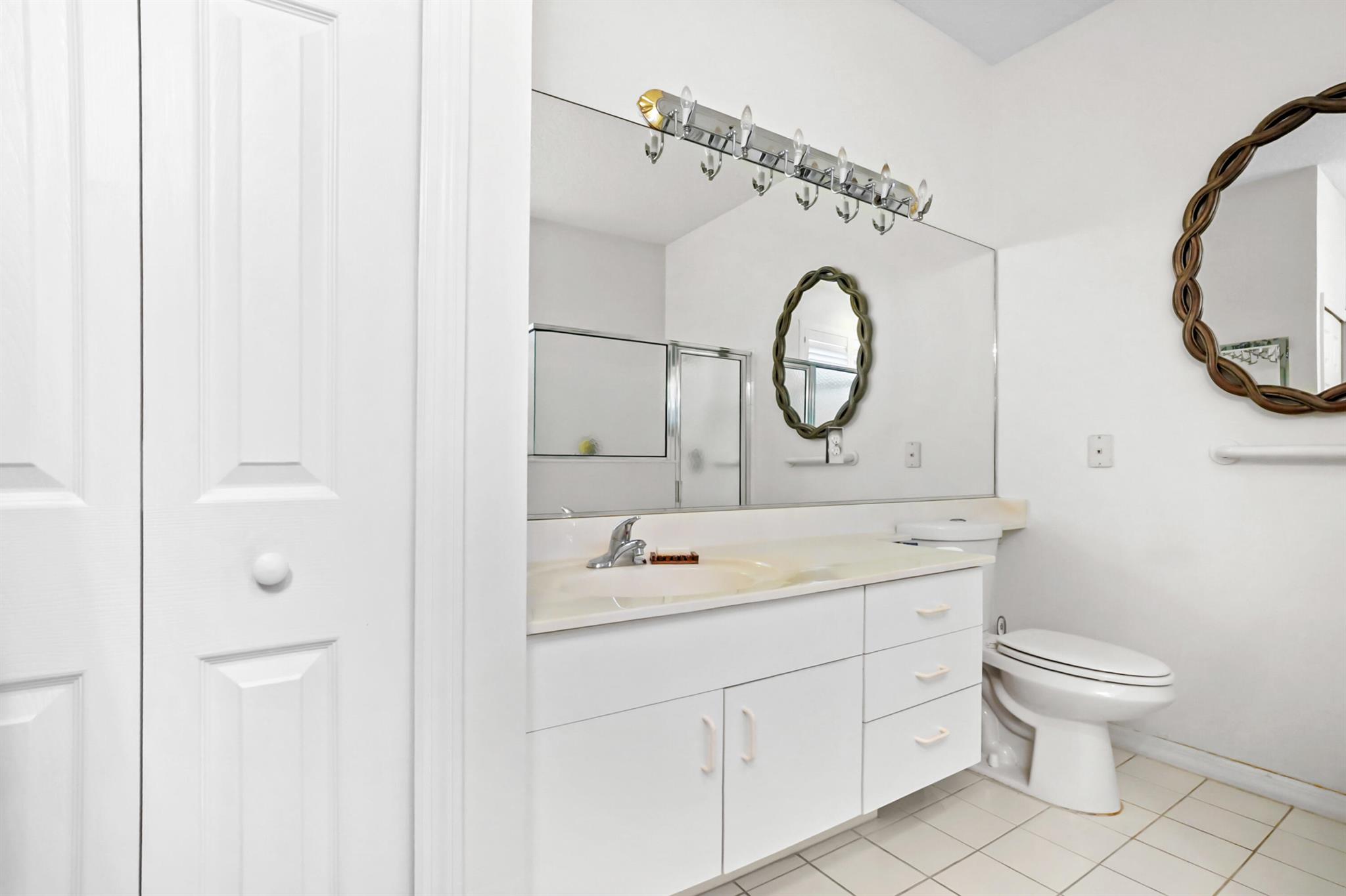 KINGS ISLE - Residential