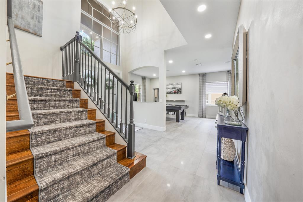 SECRET POND - Residential