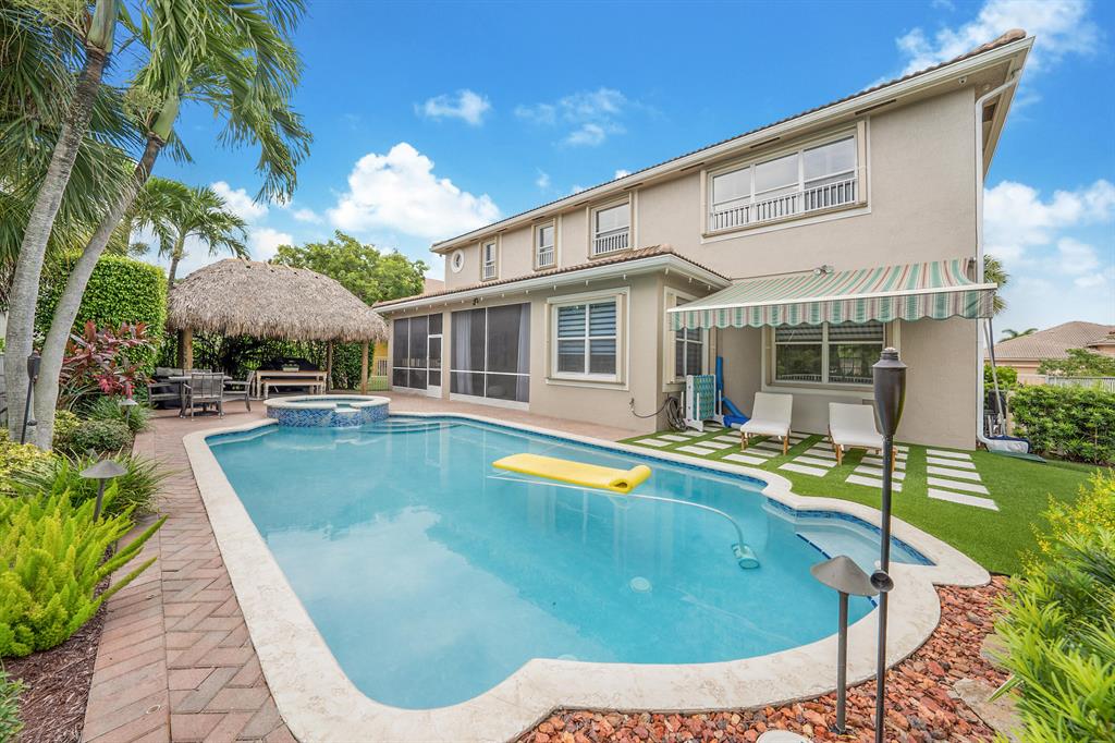 SECRET POND - Residential