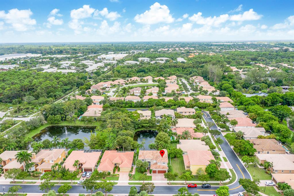 SECRET POND - Residential