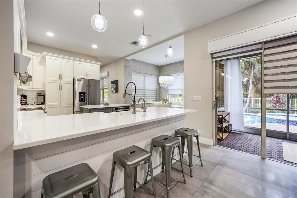 SECRET POND - Residential