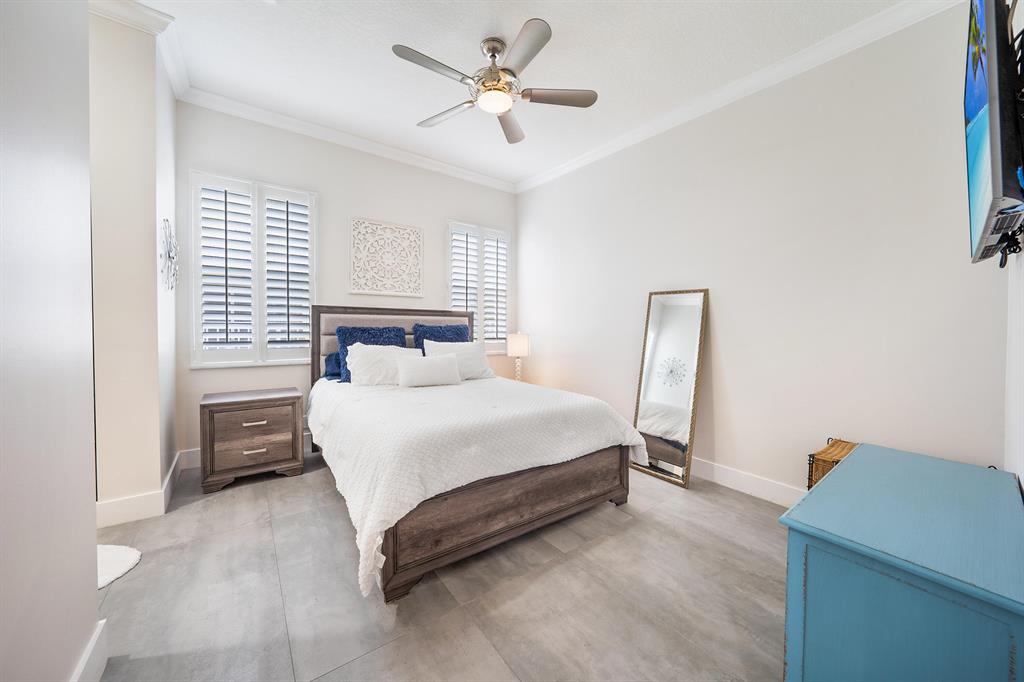 SECRET POND - Residential