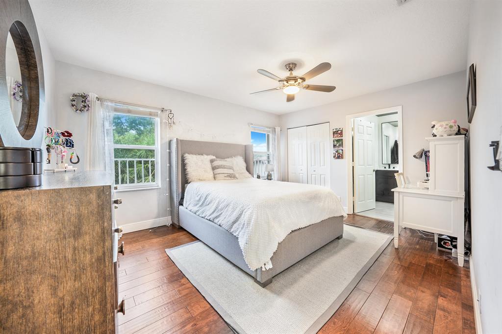 SECRET POND - Residential