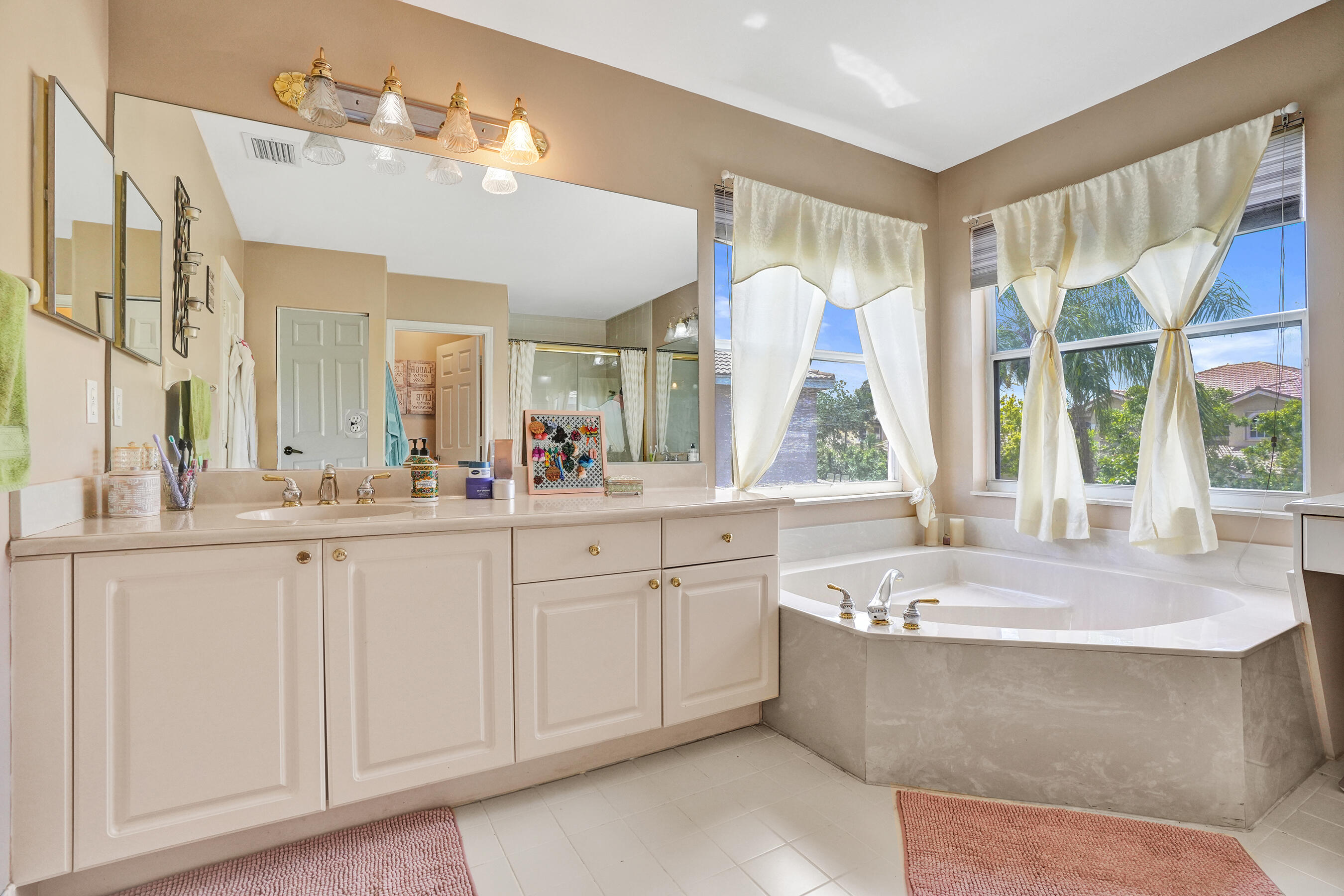 SILVER LAKES PHASE III REPLAT - Residential