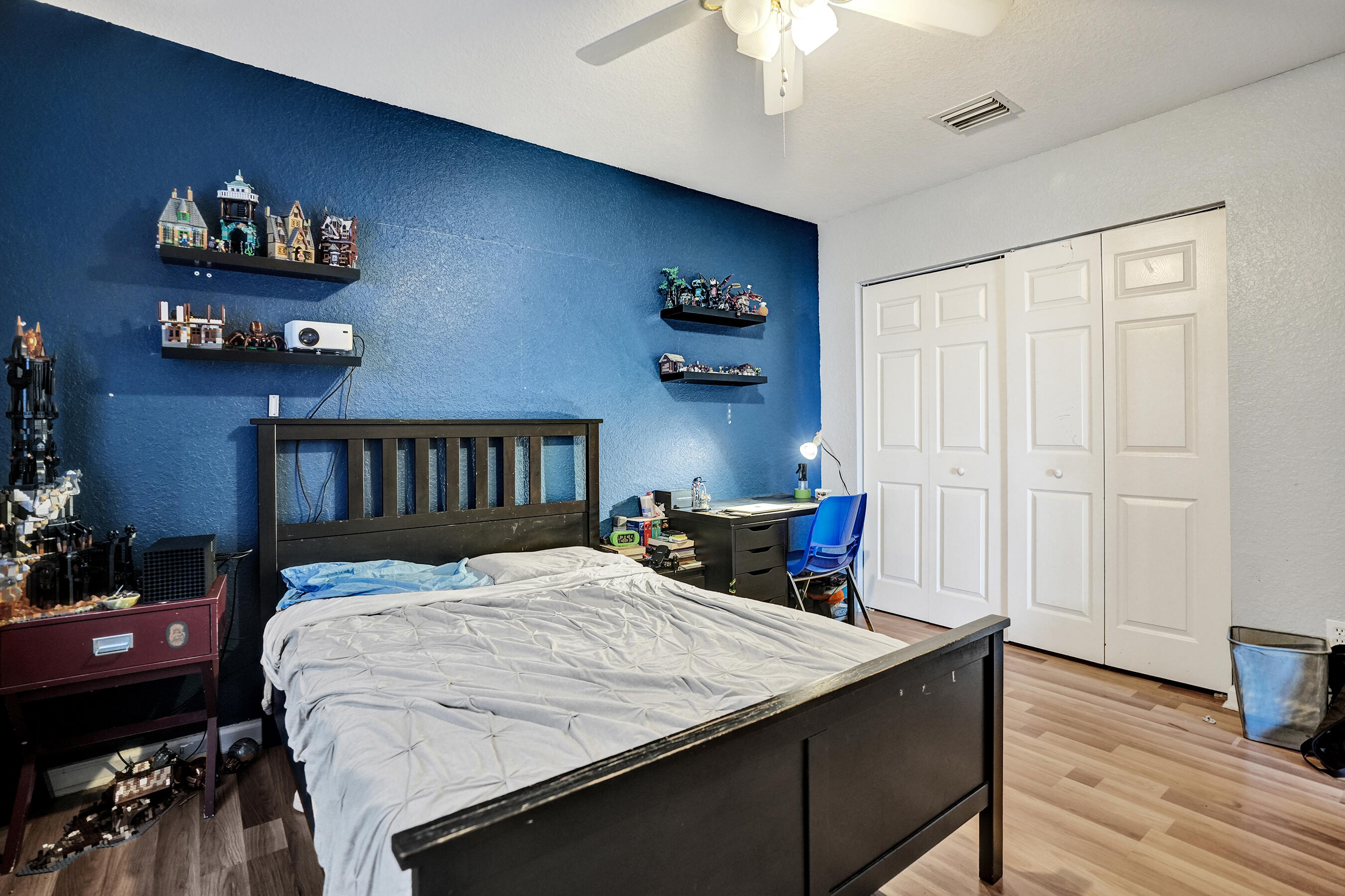 SILVER LAKES PHASE III REPLAT - Residential