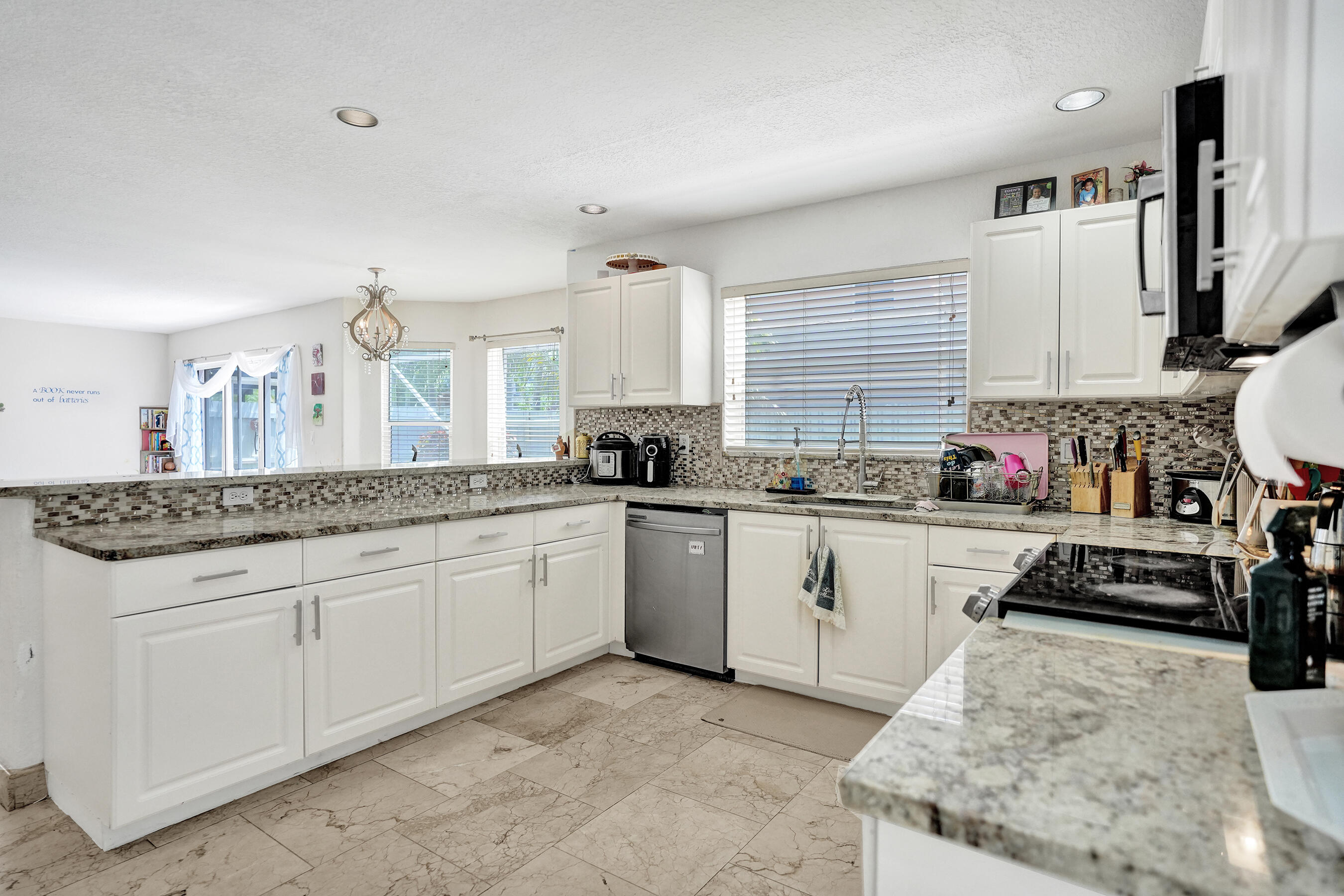 SILVER LAKES PHASE III REPLAT - Residential