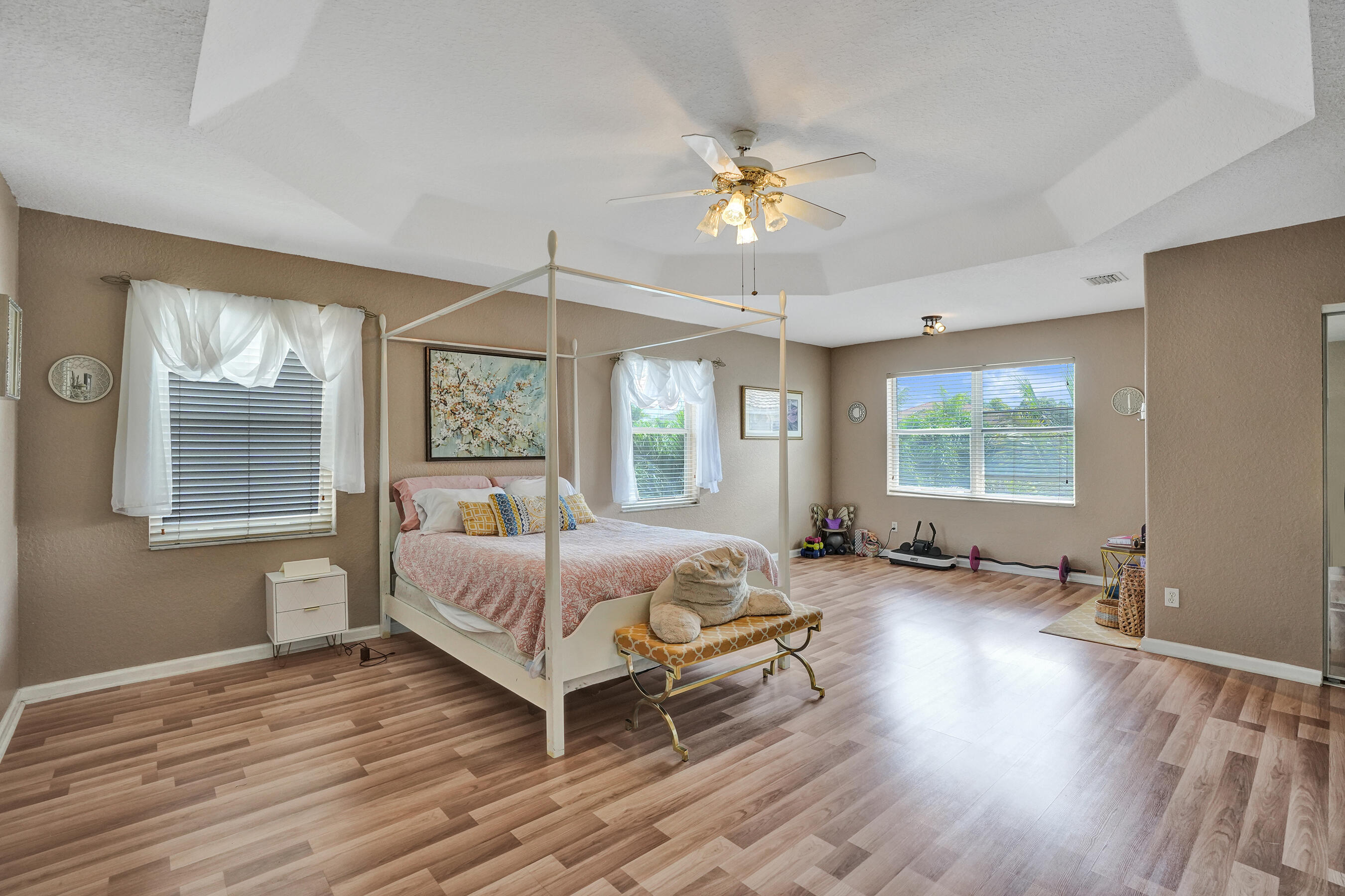 SILVER LAKES PHASE III REPLAT - Residential